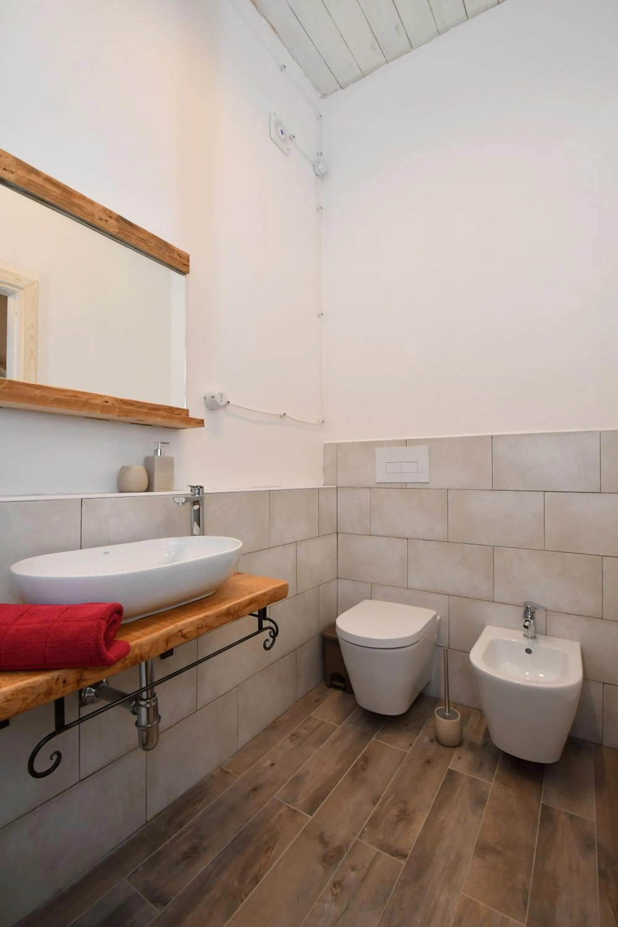 Bathroom in B&B Sa domo de sos Massaios