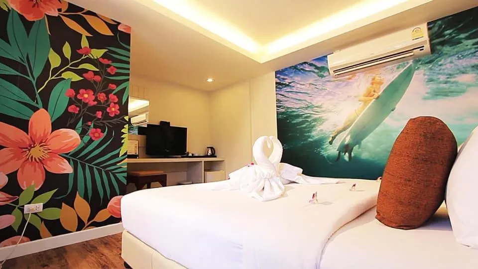 Bedroom, Bed in Must Sea Hotel - SHA Hotel