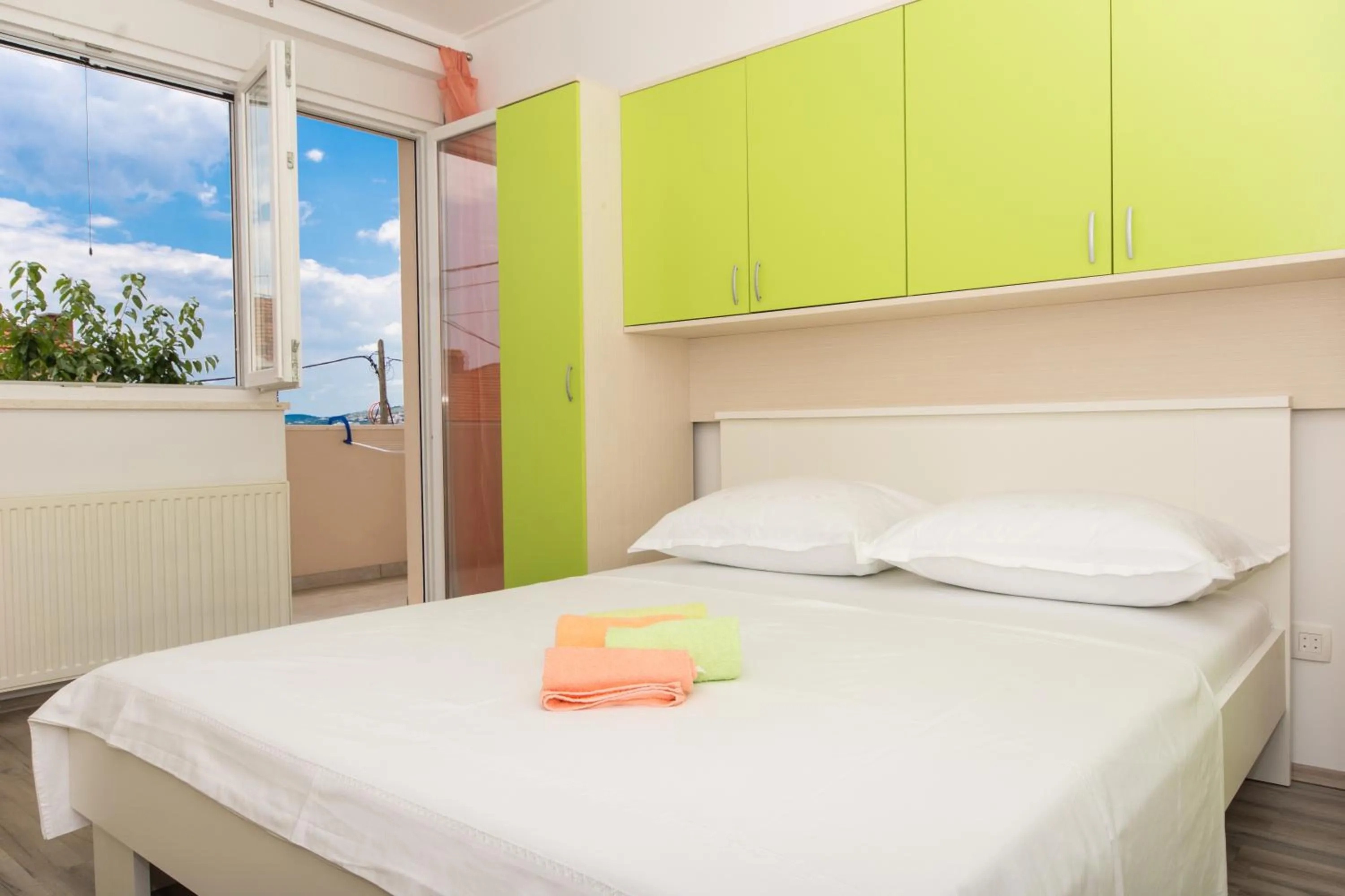 Bed in Apartments Ploka