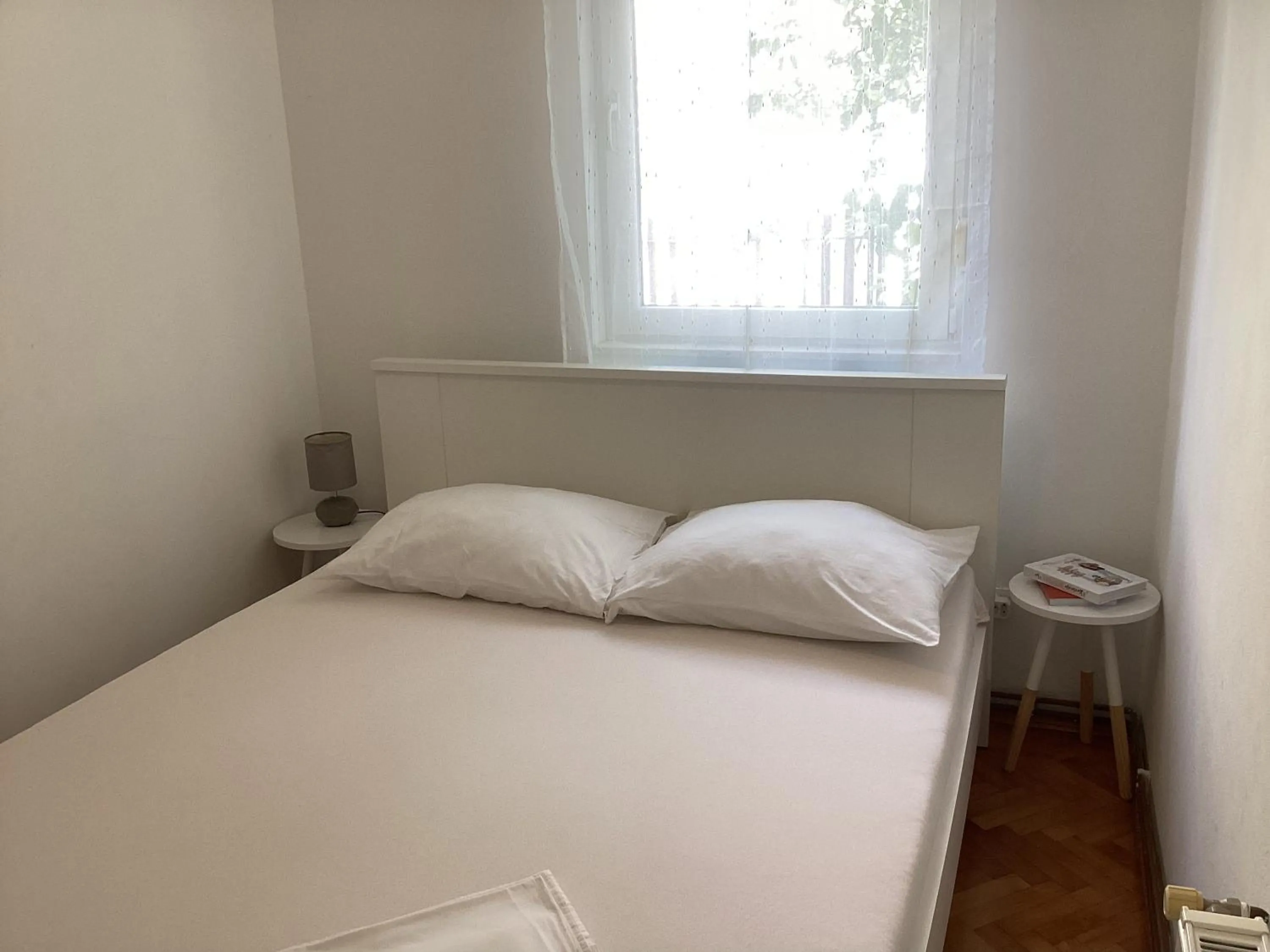Bed in Apartments Ploka