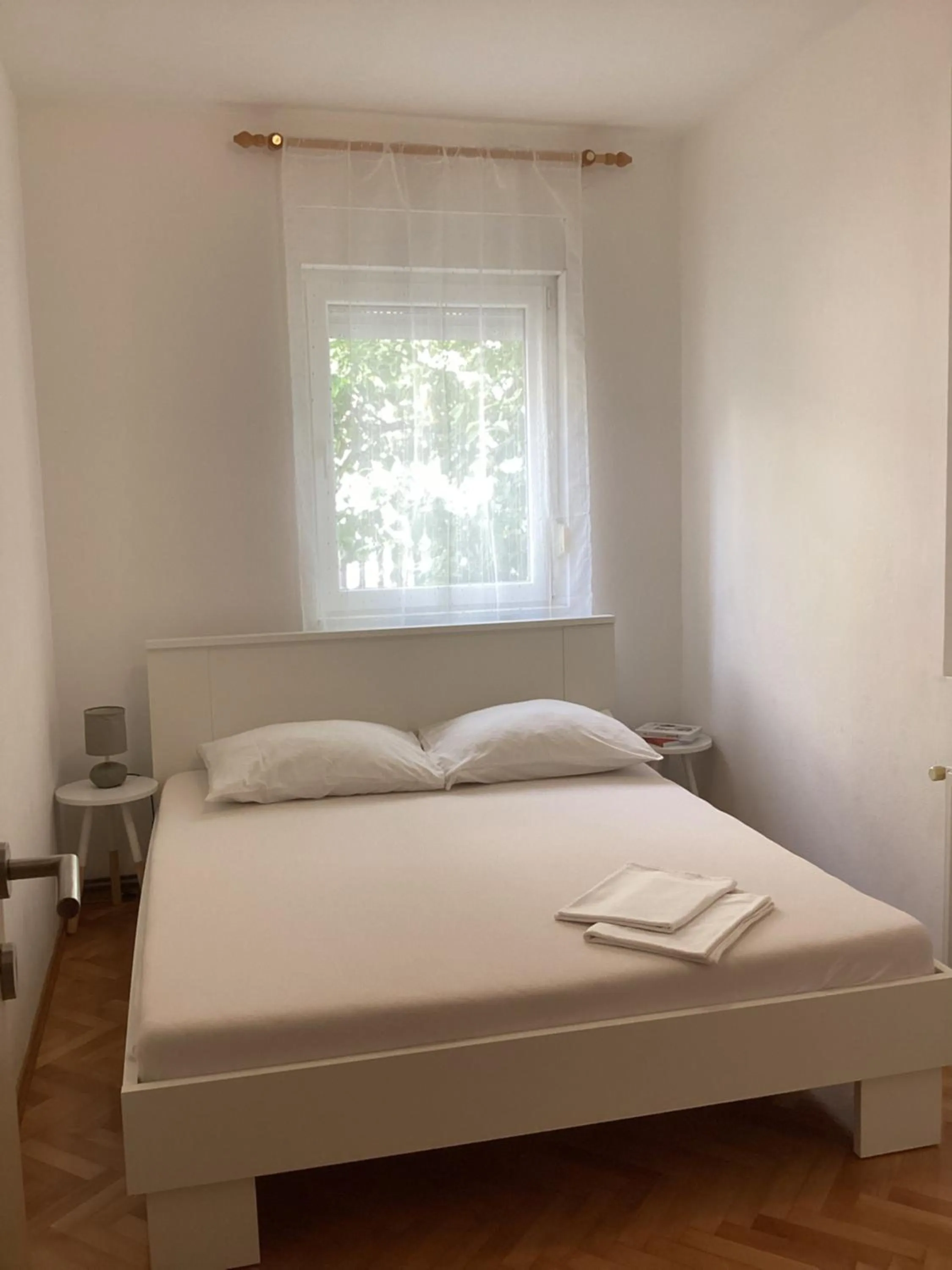 Bed in Apartments Ploka