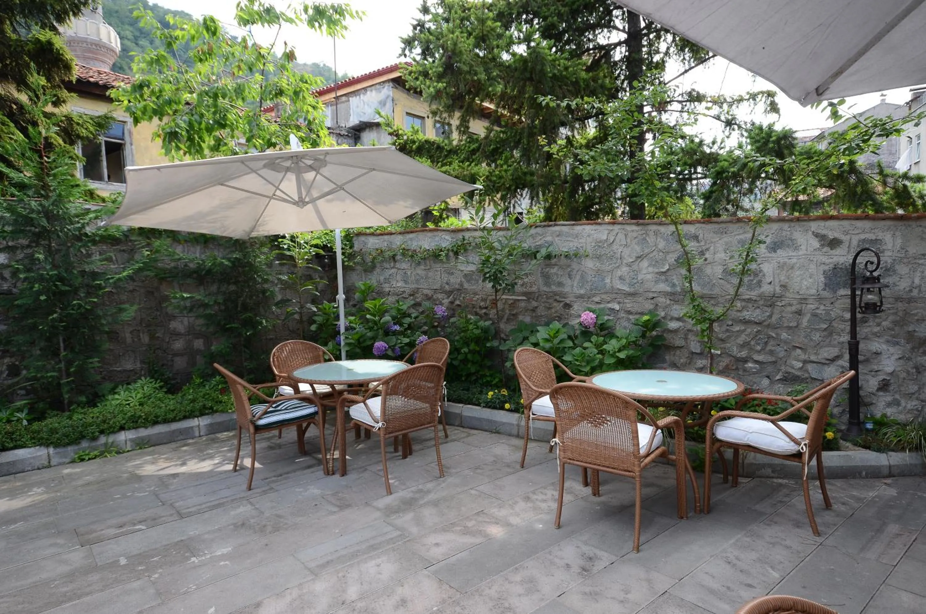 Garden in Tahir Aga Konagi Hotel