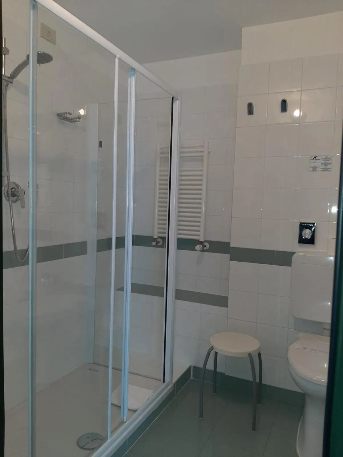 Bathroom in Hotel Tirreno