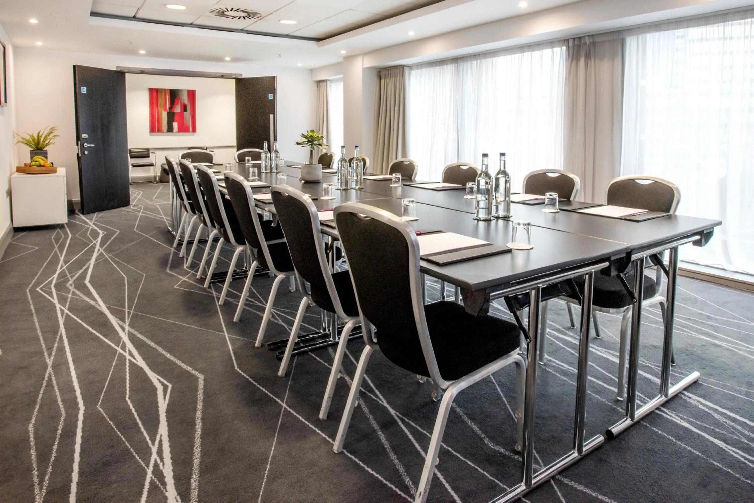 Meeting/conference room in Crowne Plaza Manchester City Centre by IHG