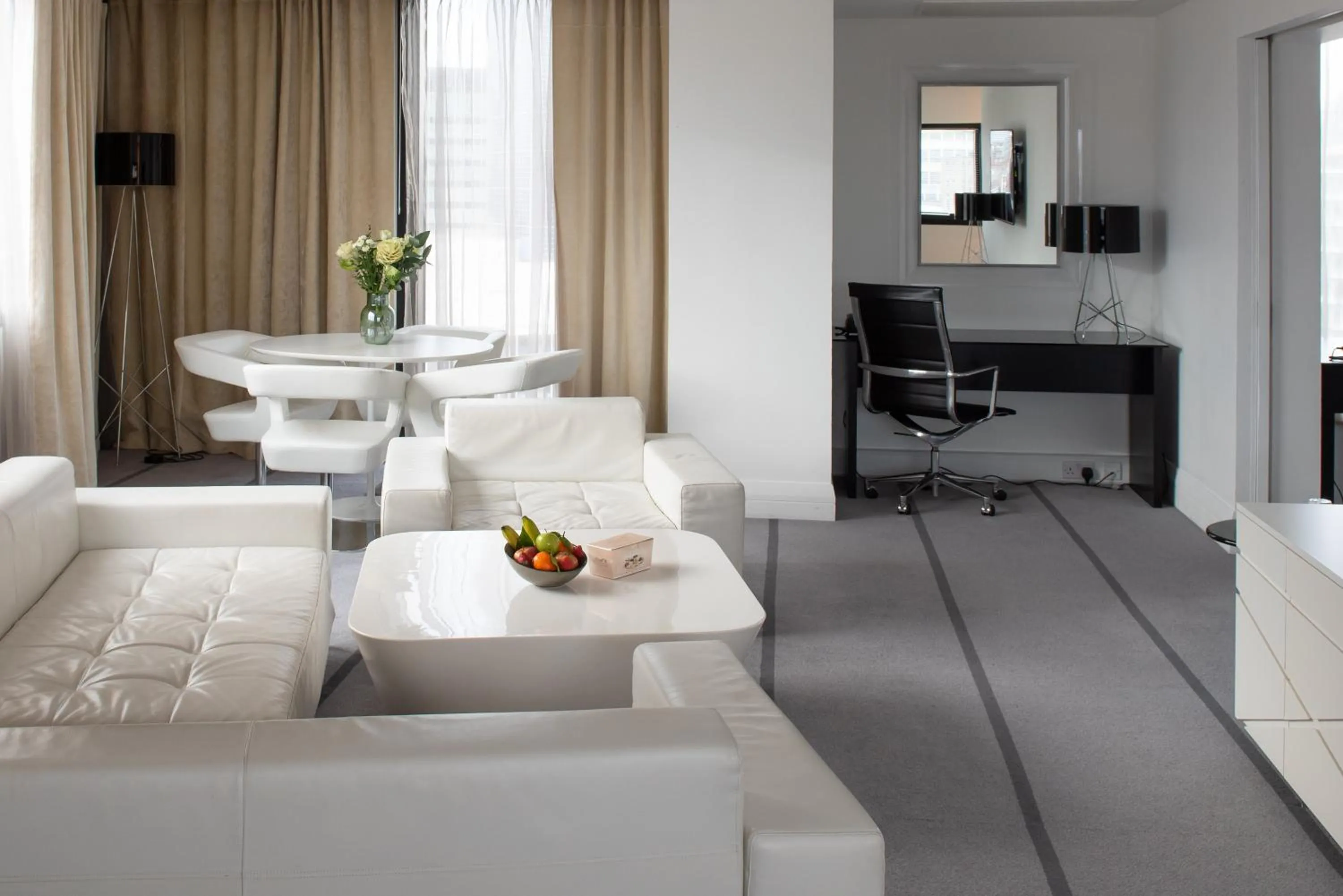 Bedroom in Crowne Plaza Manchester City Centre by IHG