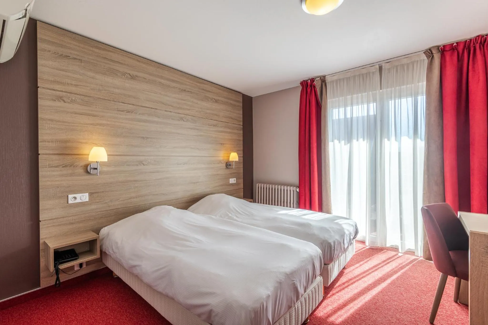 Bed in Hôtel Restaurant Oberlé