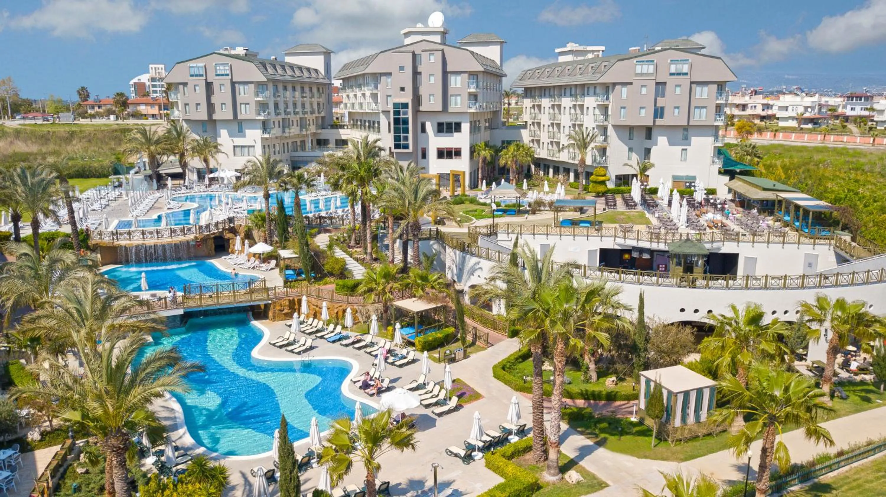 Property building in Novum Garden Side Hotel