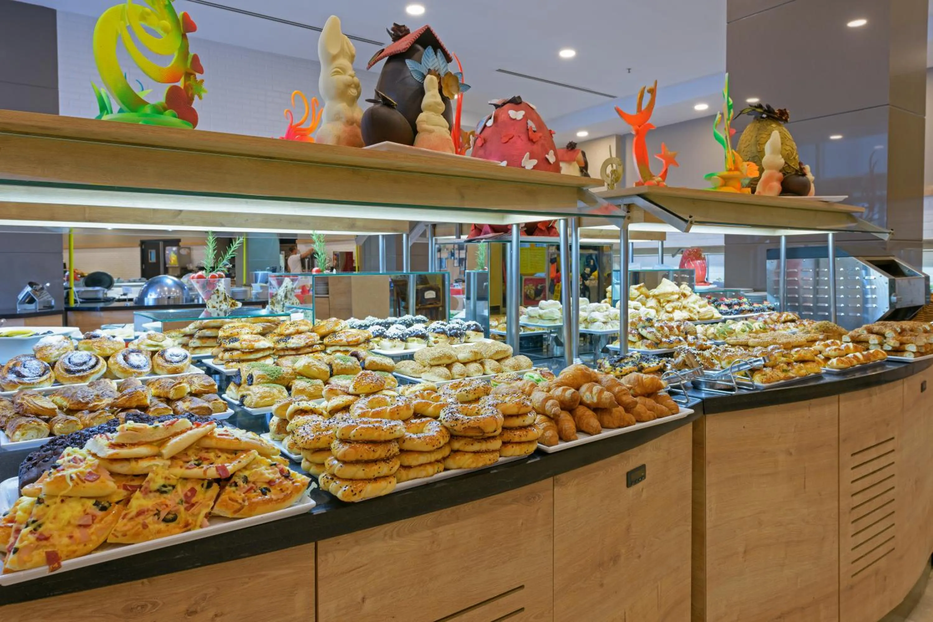 Buffet breakfast in Novum Garden Side Hotel