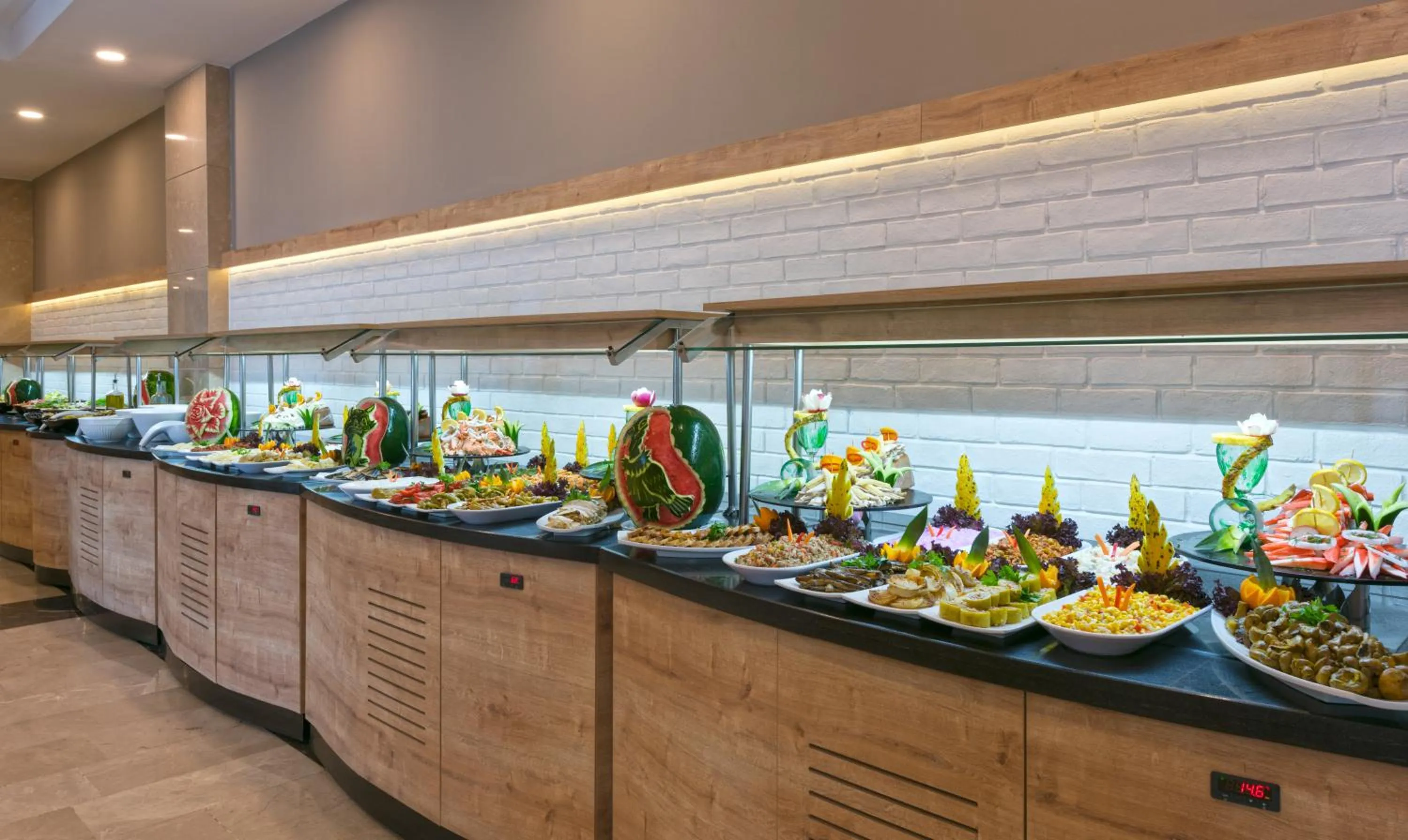 Food in Novum Garden Side Hotel