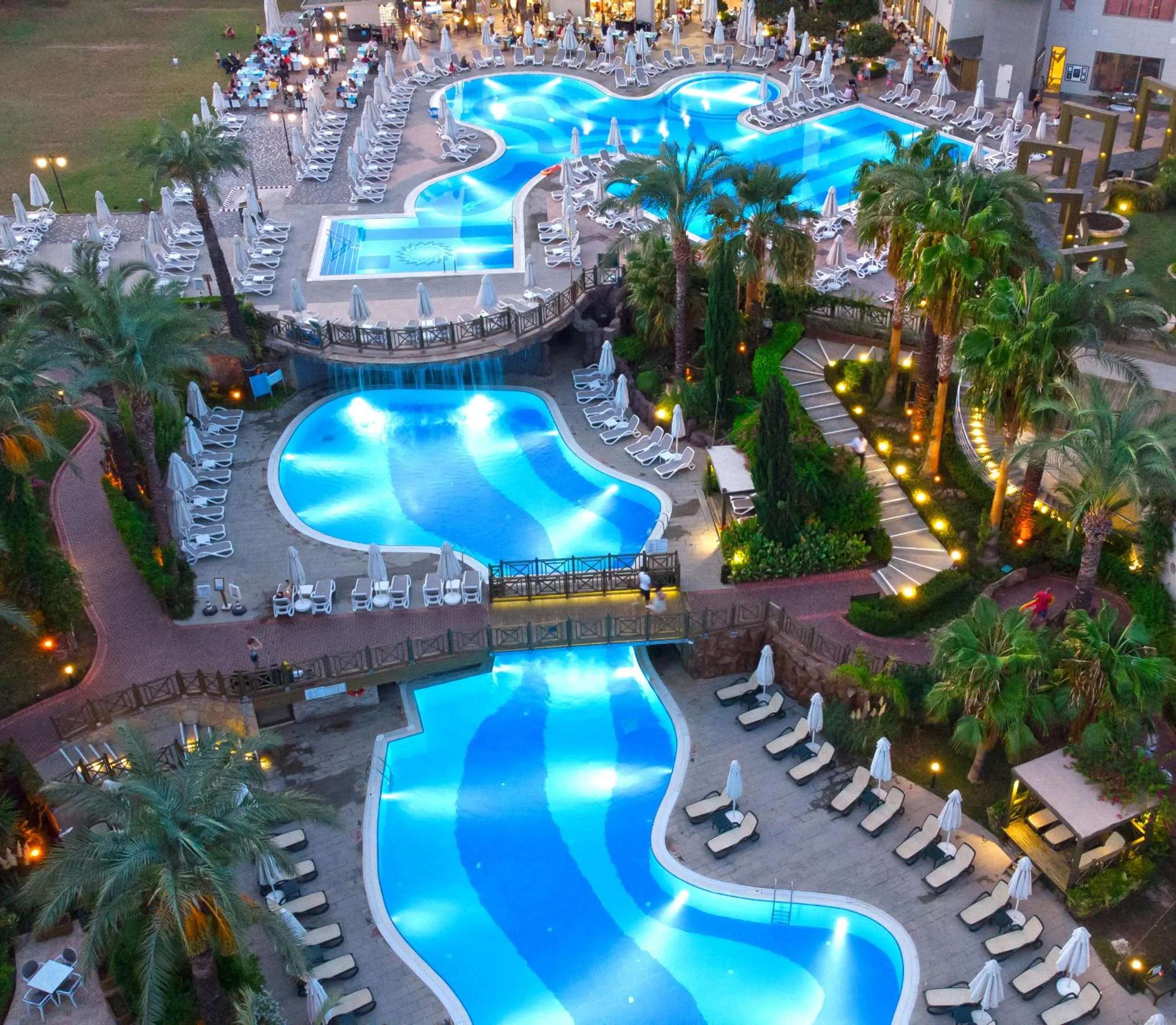 Swimming pool in Novum Garden Side Hotel