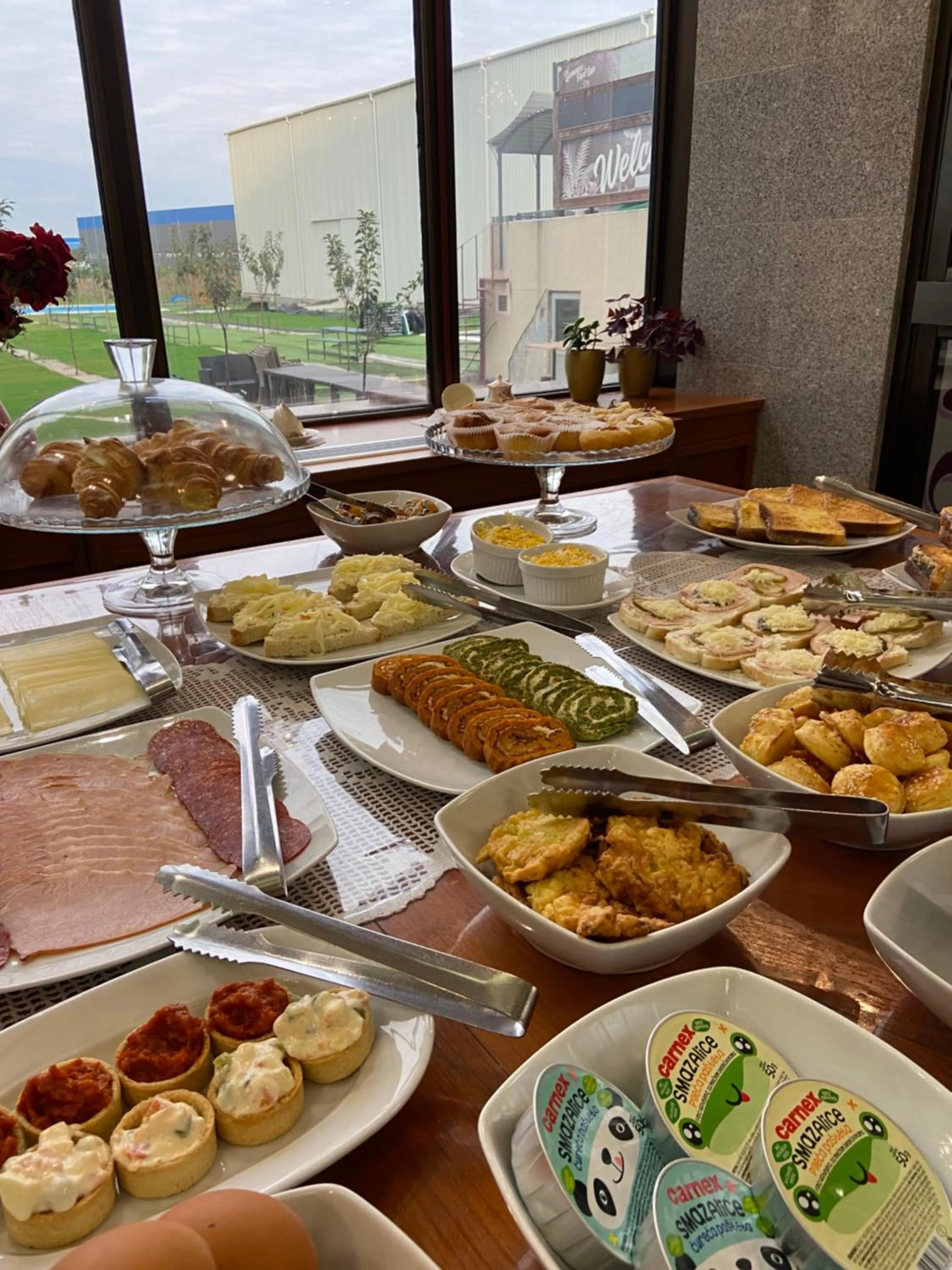 Buffet breakfast in Sole Mio Wellness & SPA