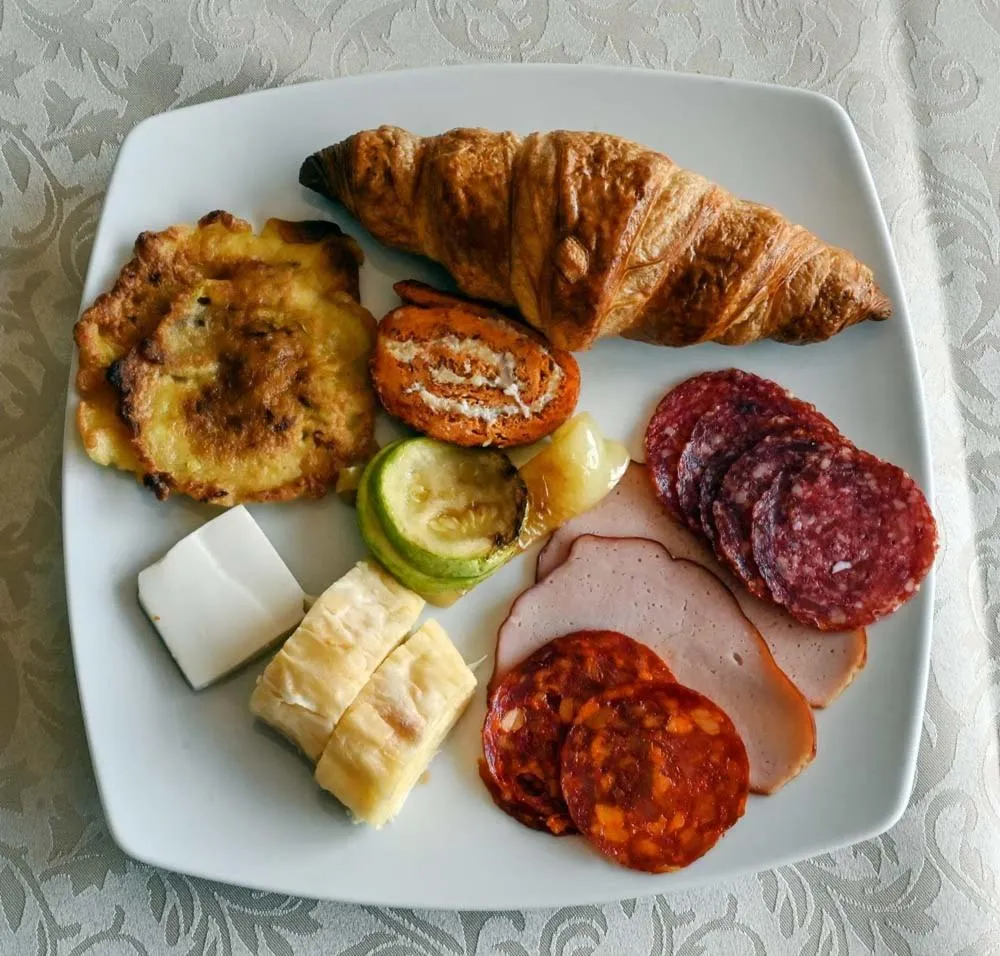 Continental breakfast in Sole Mio Wellness & SPA