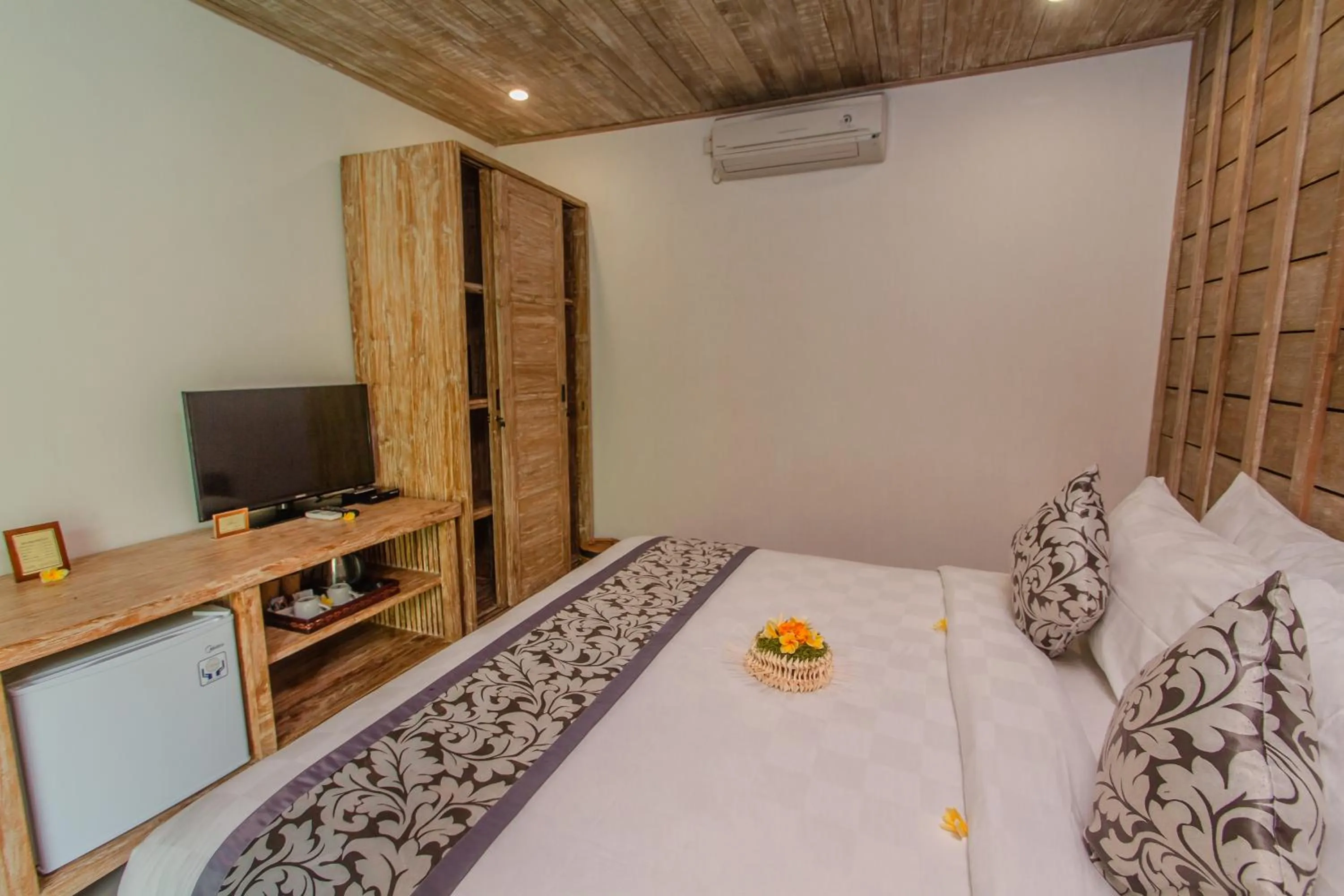 Photo of the whole room, Bed in Batu Agung Villa Ubud
