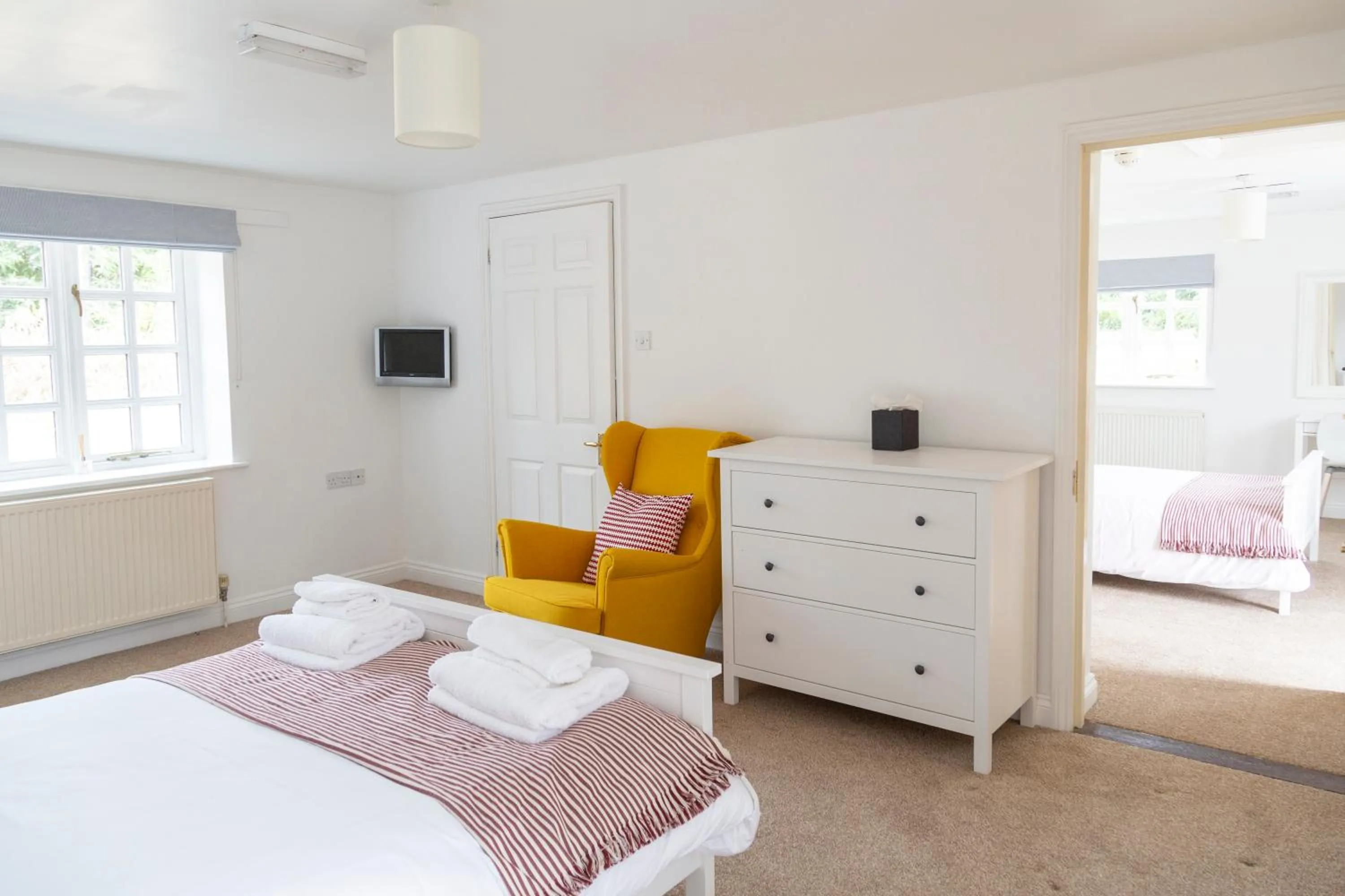 Bedroom, Bed in Five Bells Inn, Wrentham