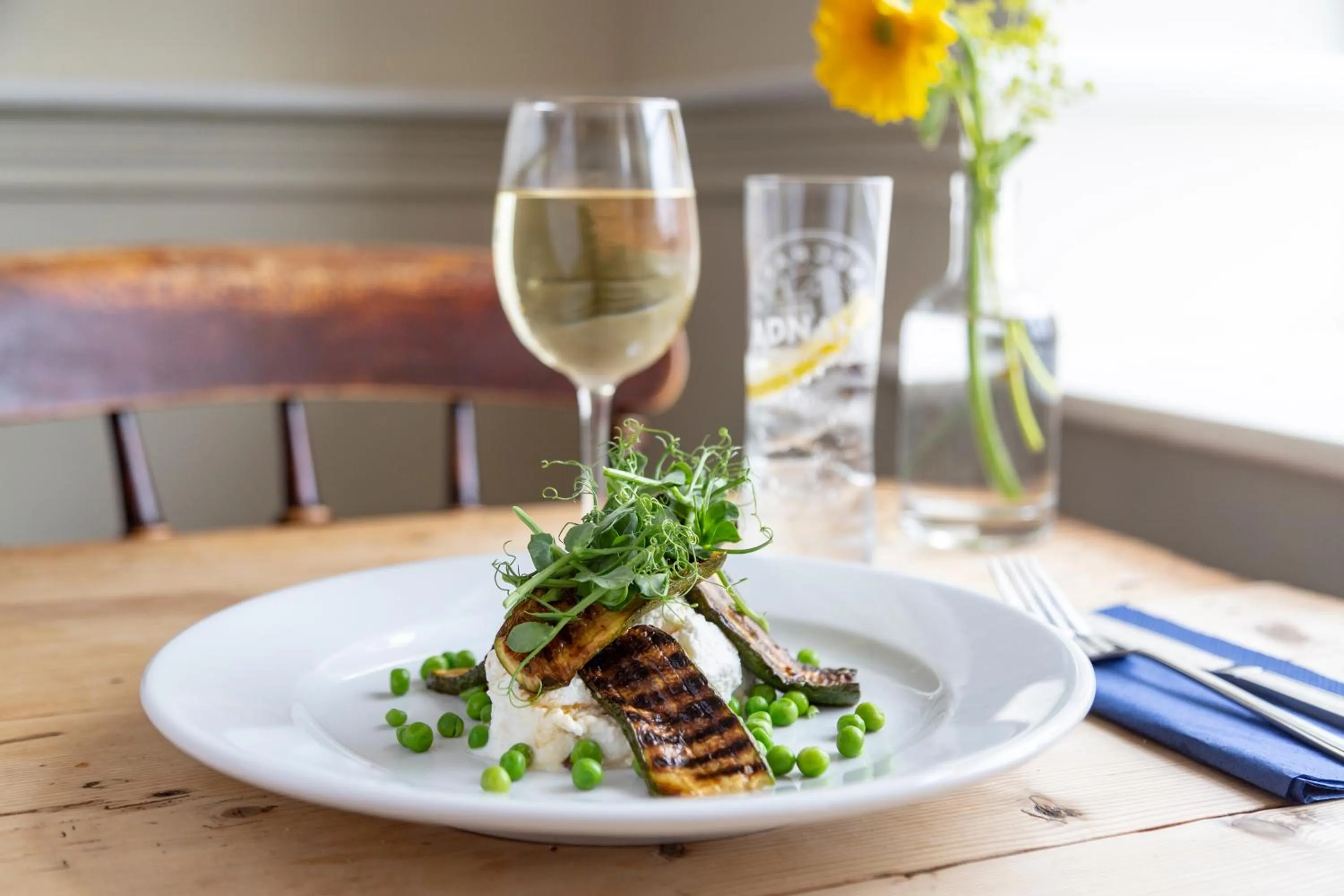 Food and drinks in Five Bells Inn, Wrentham