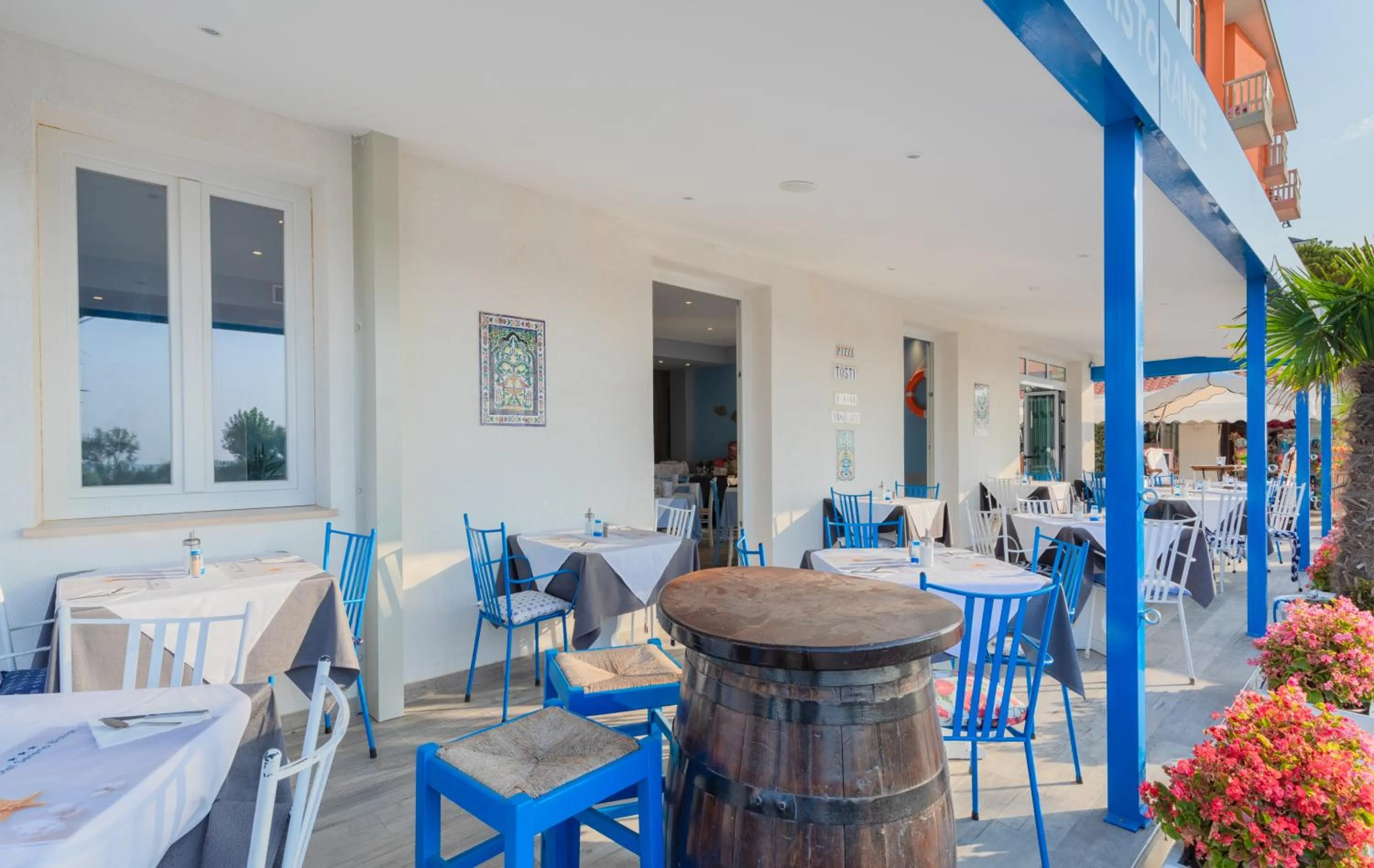 Patio in Hotel Garni' Serena