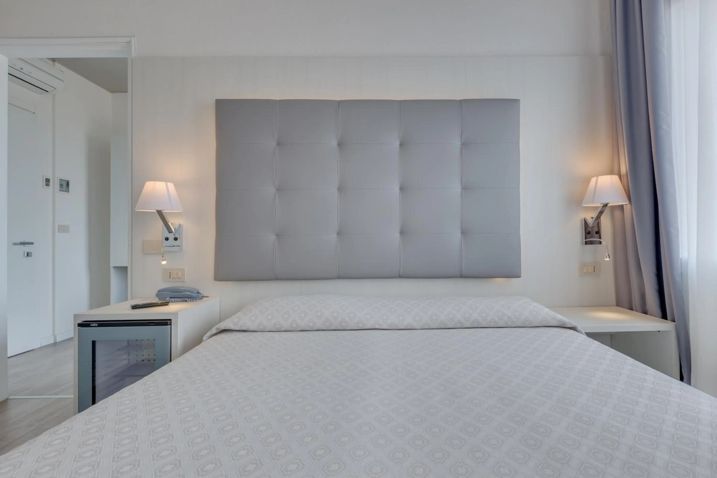 Bed in Hotel Garni' Serena