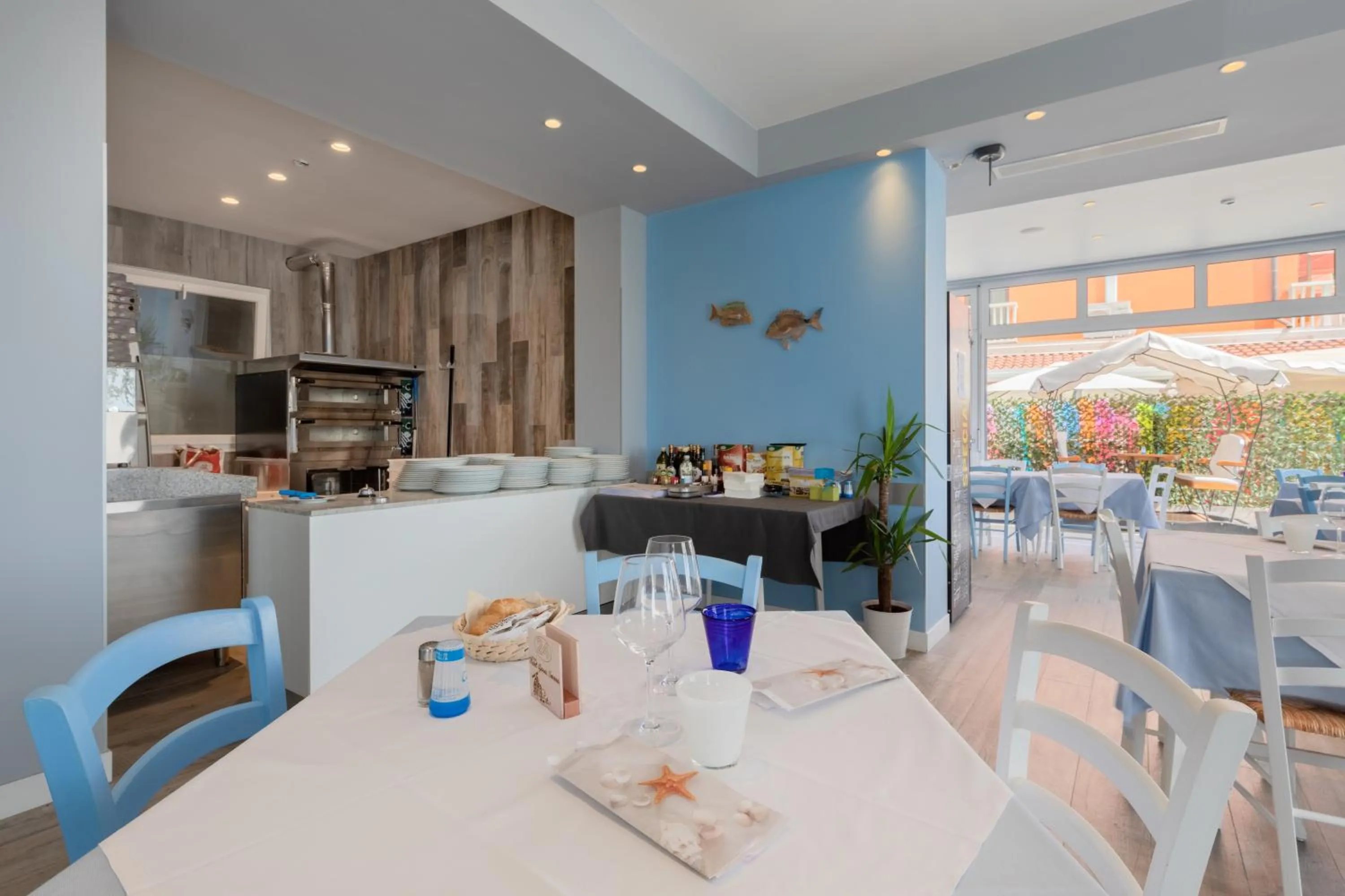 Restaurant/places to eat in Hotel Garni' Serena