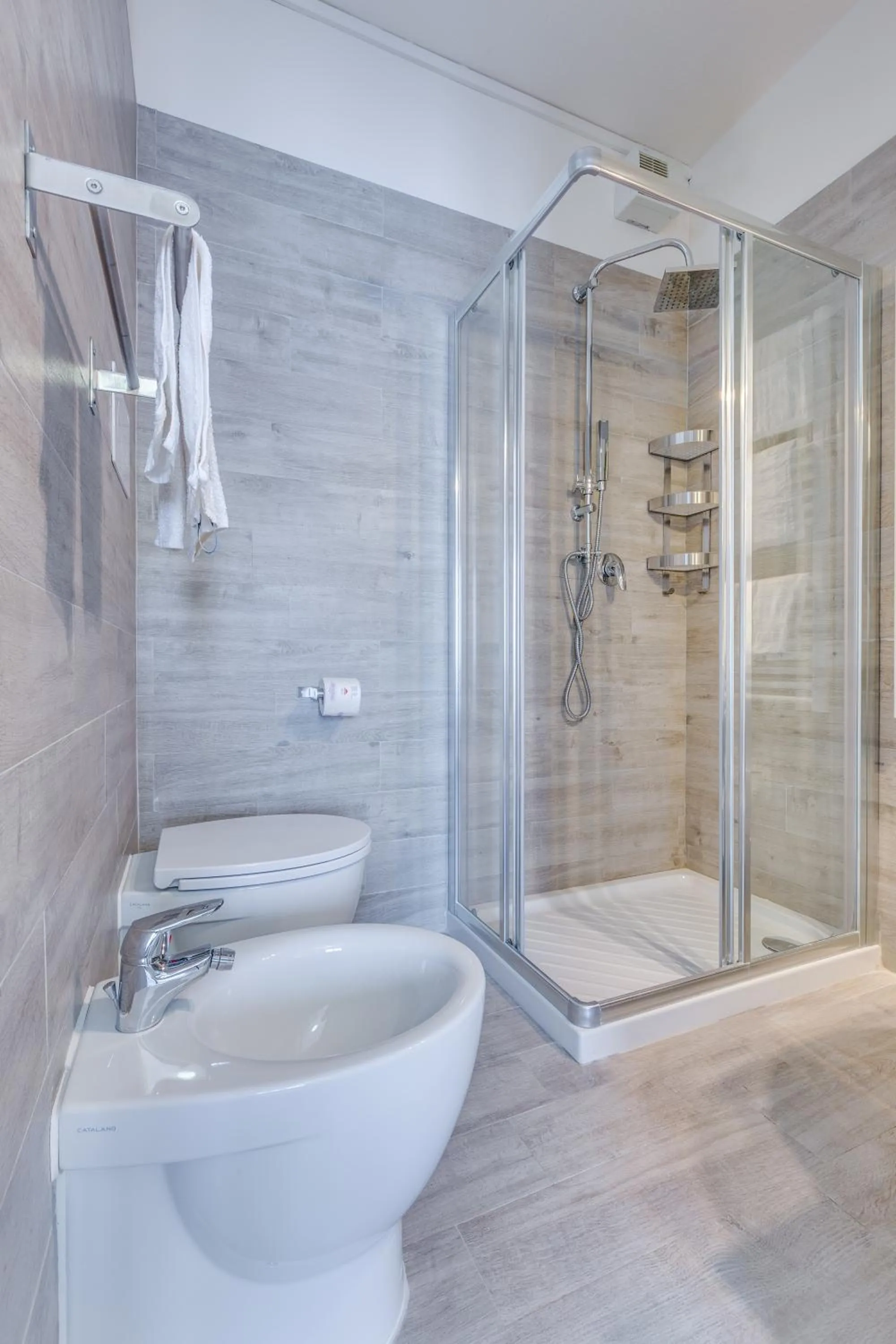 Bathroom in Hotel Garni' Serena