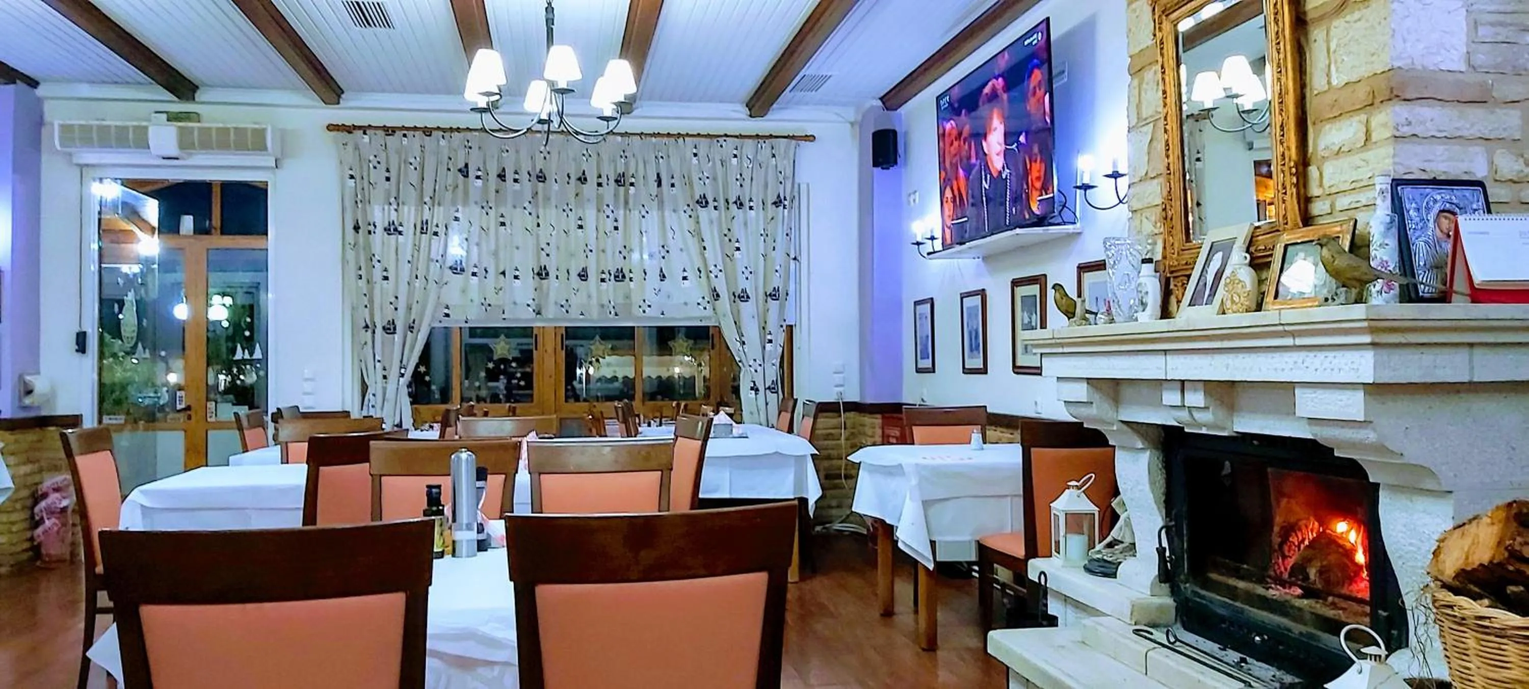 Restaurant/places to eat in Gerasimos
