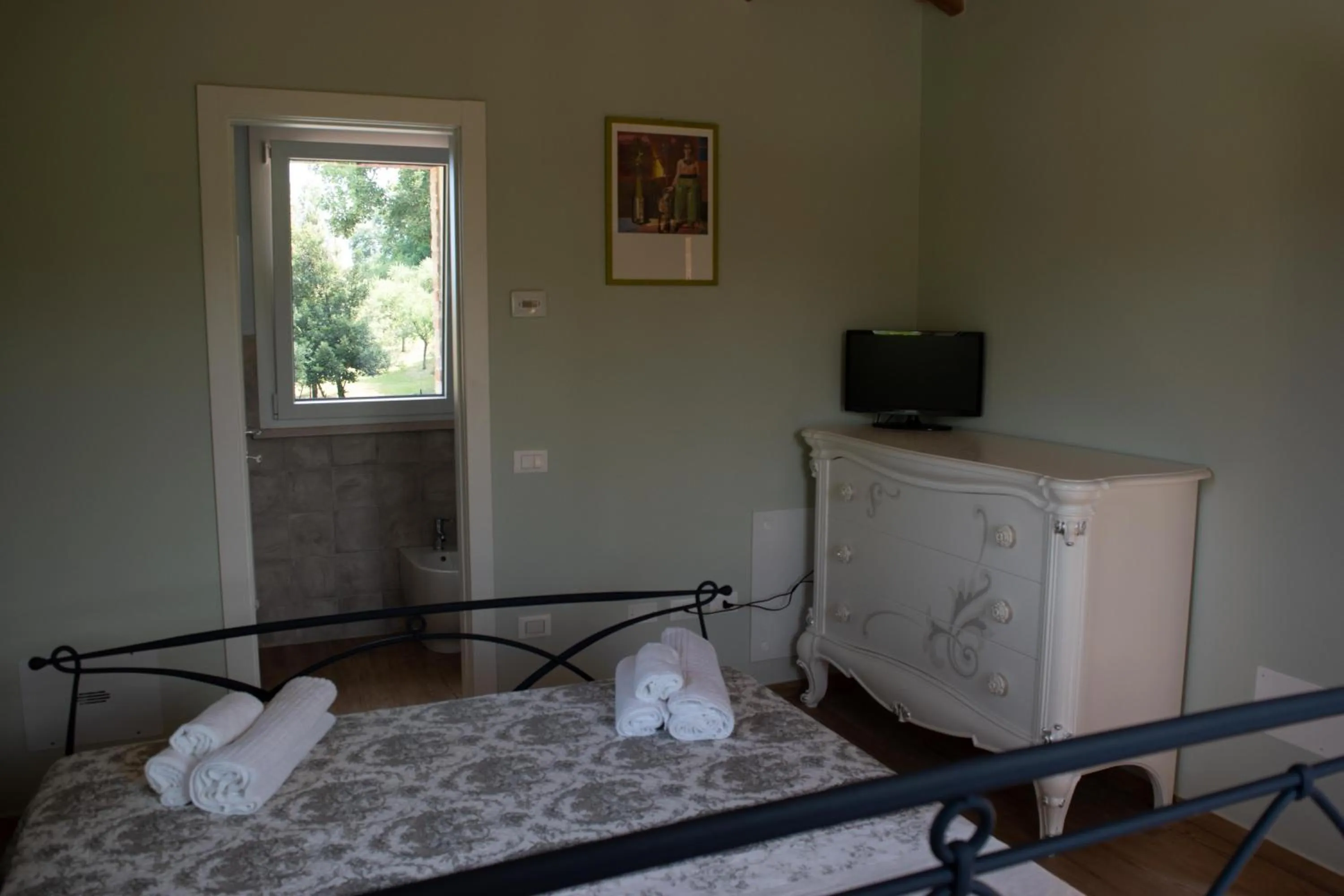 Photo of the whole room, Bed in B&B Le Quattro Civette