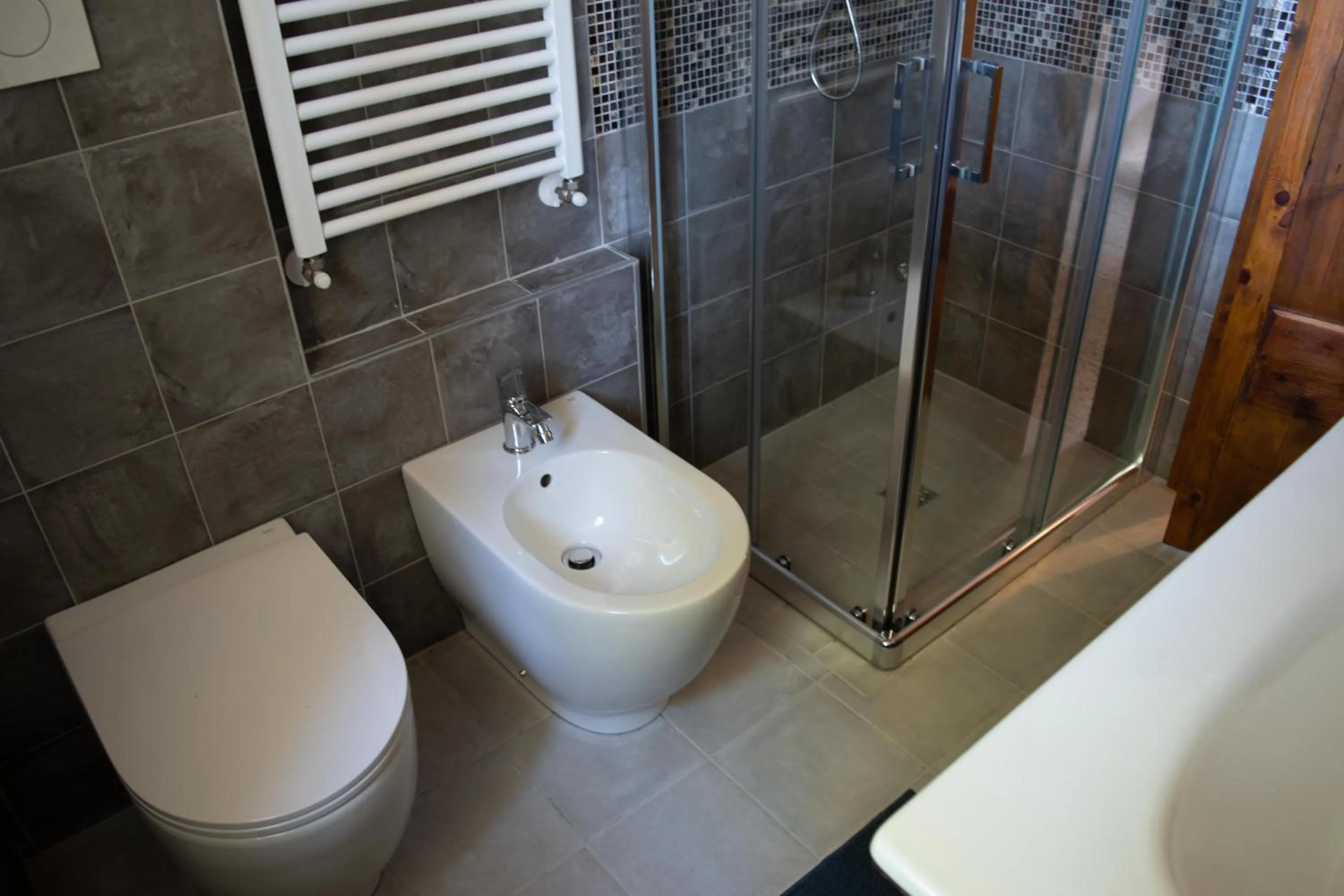 Toilet in B&B Le Quattro Civette