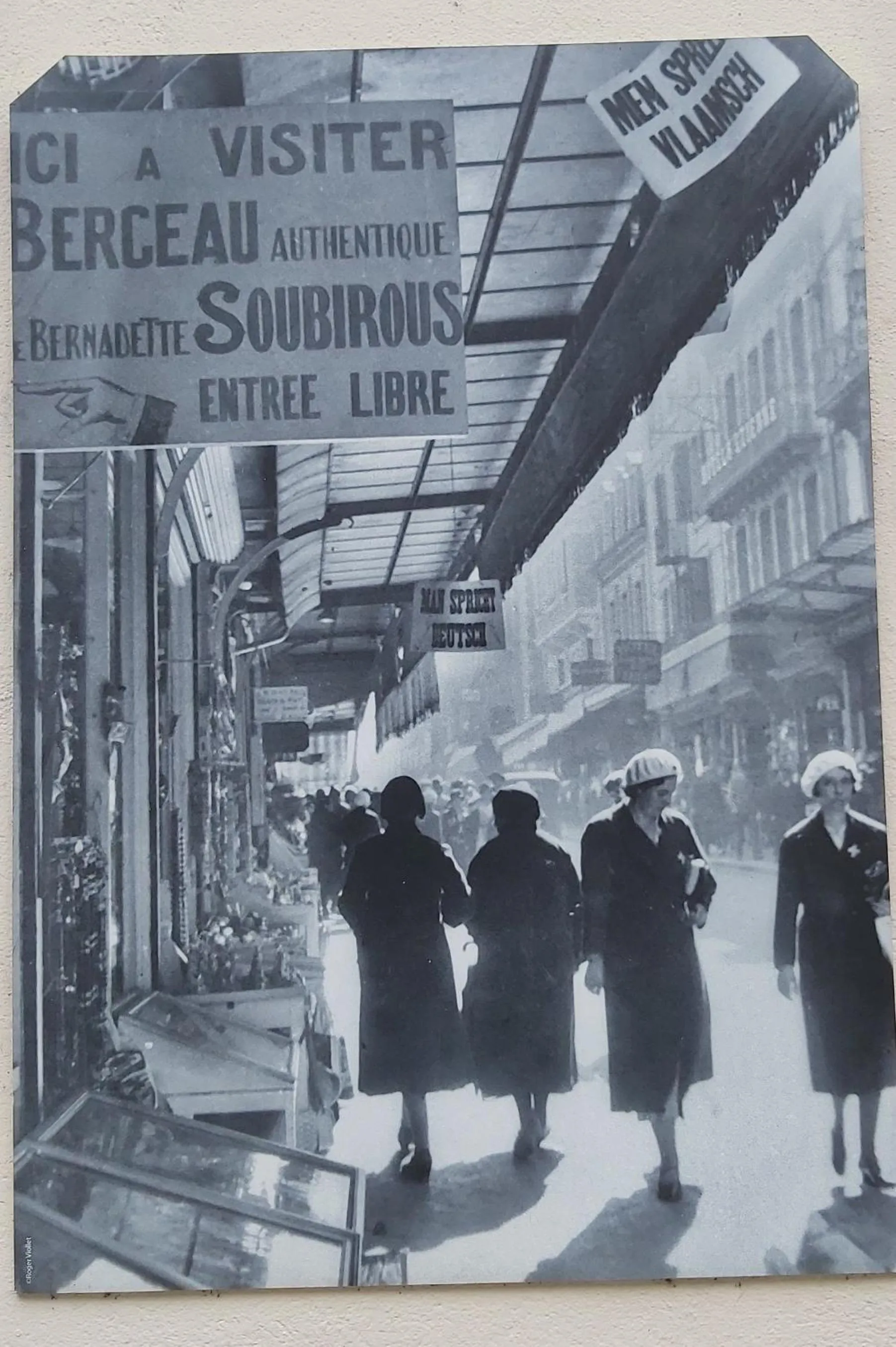 la Résidence Berceau de Bernadette - Bernadette's cradle - Near Bernadette'House