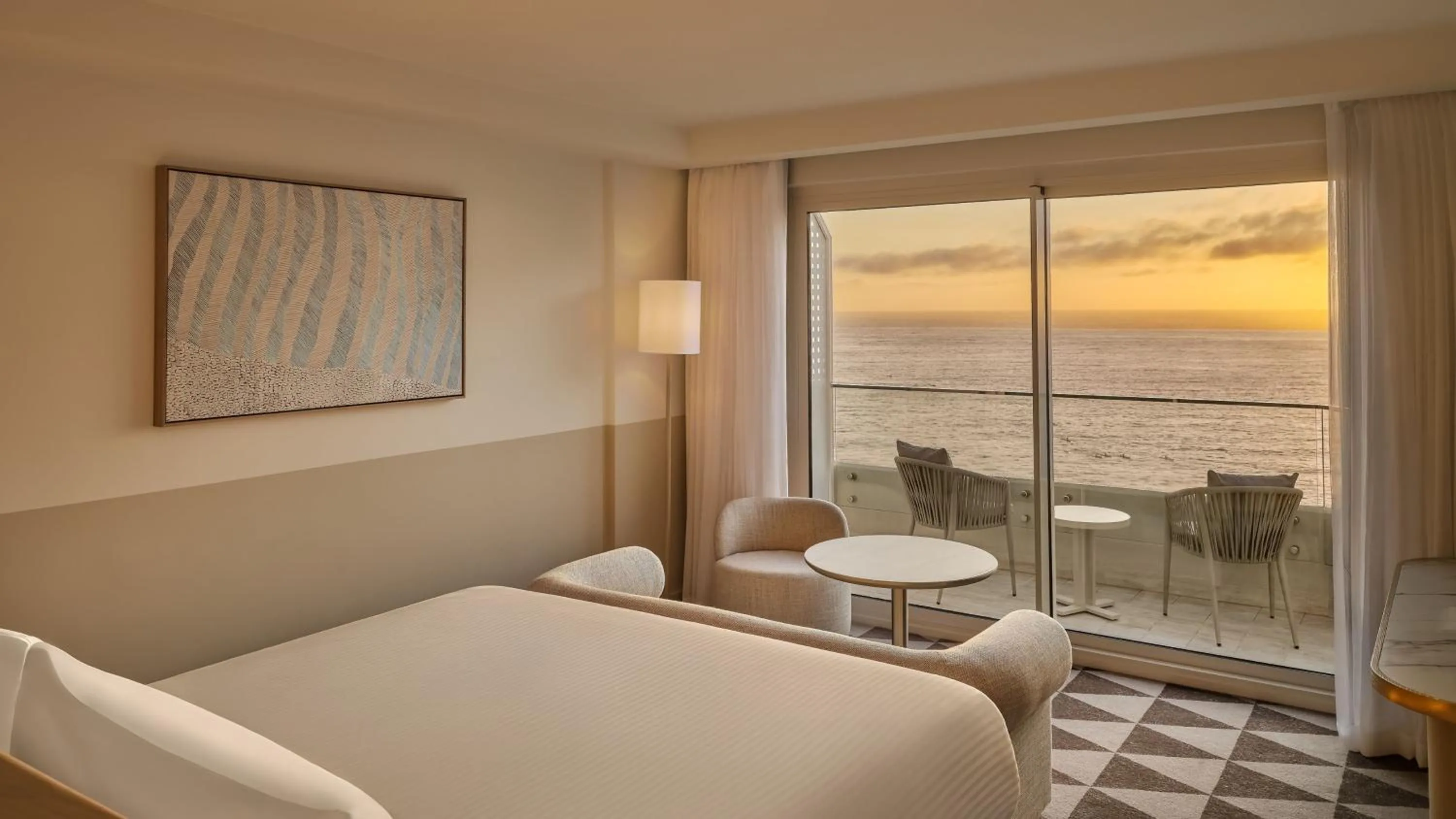 Bed in InterContinental Sydney Coogee Beach by IHG