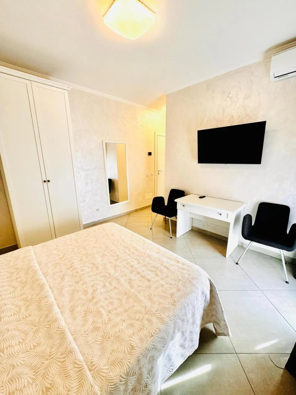 Double Room with Balcony - single occupancy in Dodo Holiday in Rome