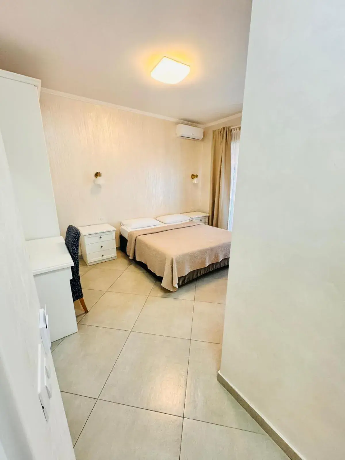 Deluxe Double Room with Balcony - single occupancy in Dodo Holiday in Rome Deluxe Double Room with Balcony - single occupancy in Dodo Holiday in Rome