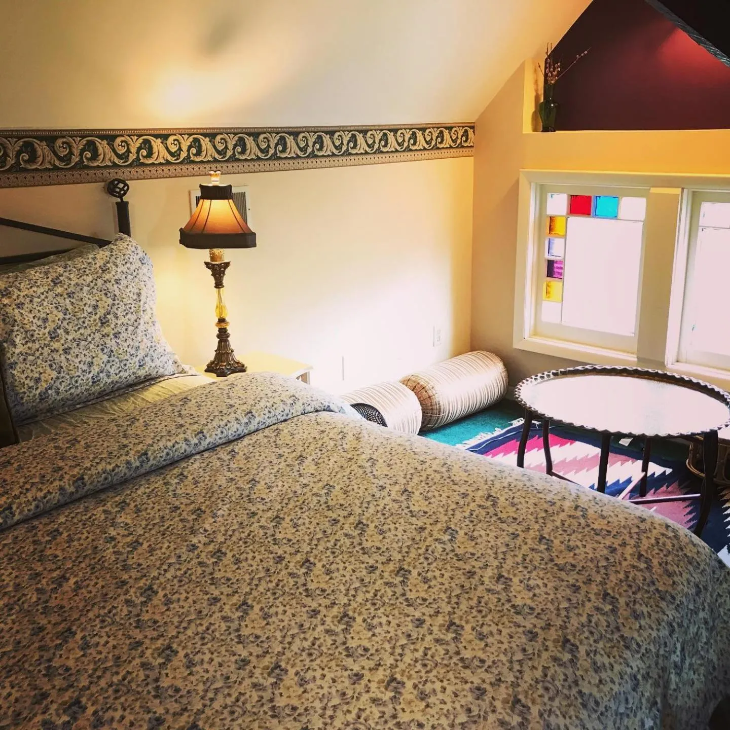 Bed in Innisfree Bed & Breakfast