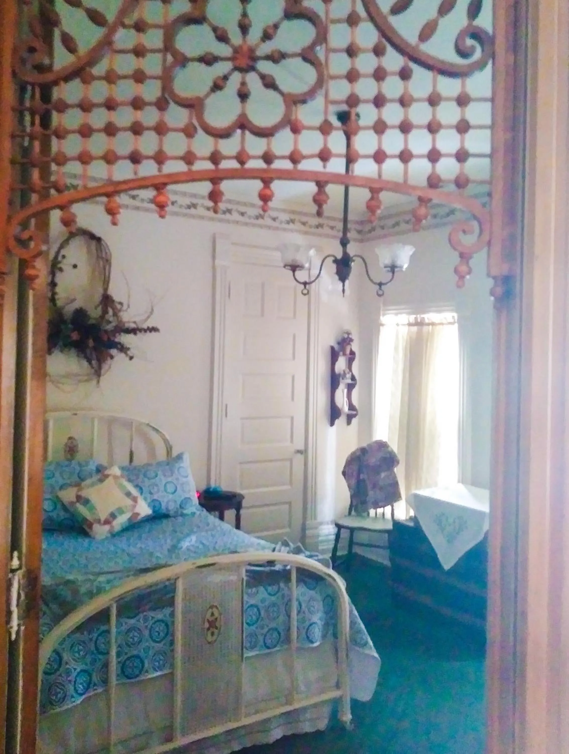 Decorative detail, Bed in Innisfree Bed & Breakfast