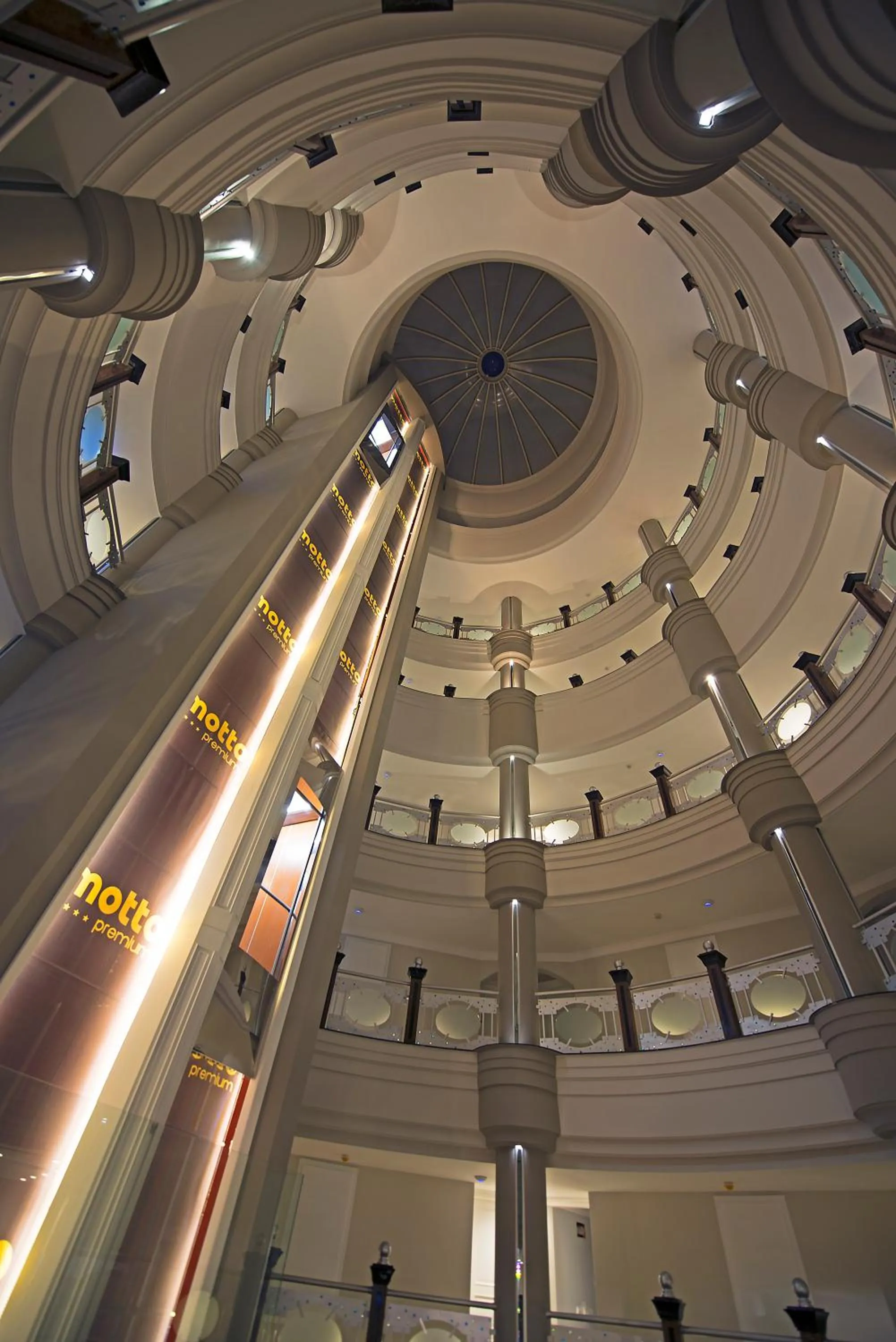 Lobby or reception in Motto Premium Hotel&Spa