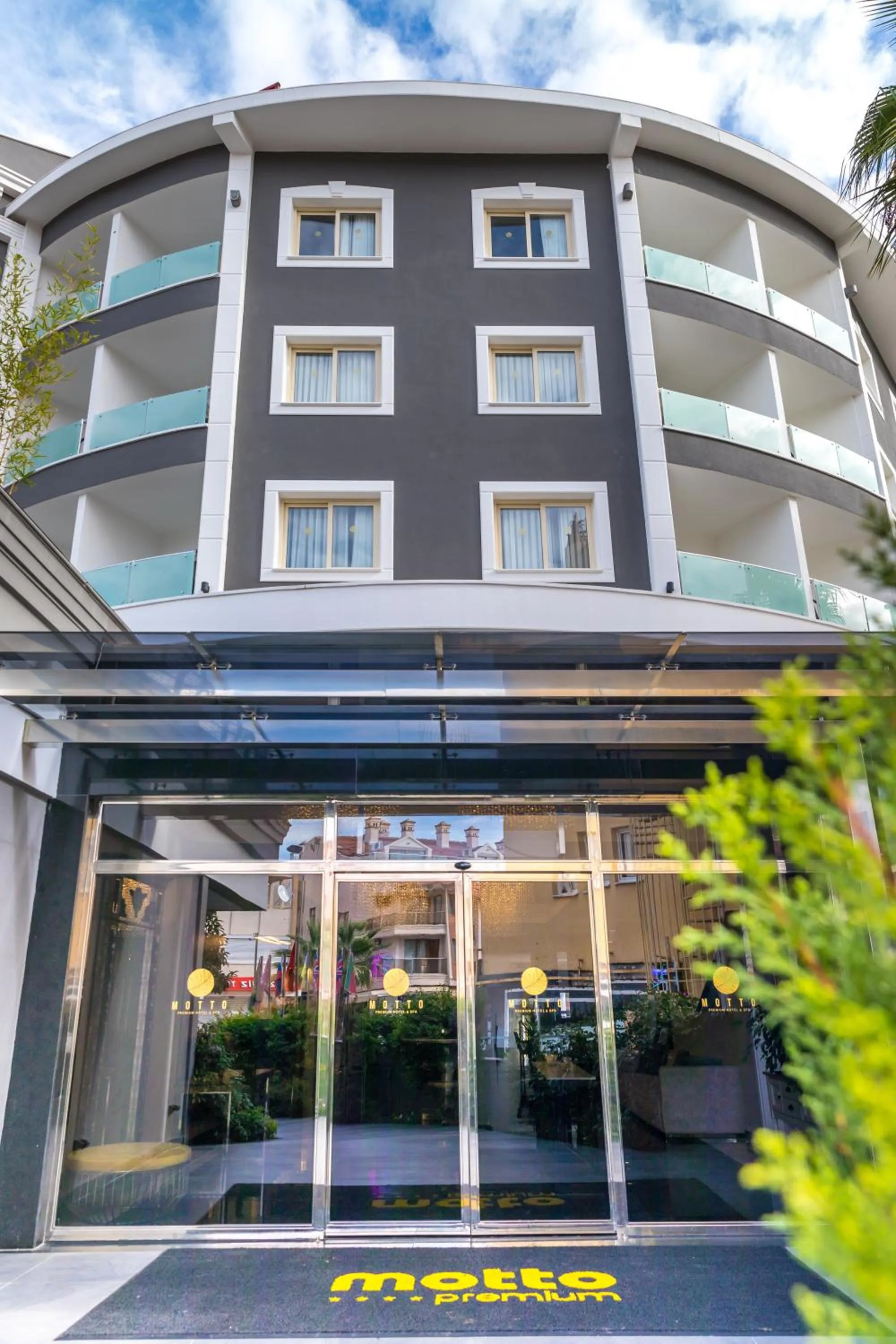 Property building in Motto Premium Hotel&Spa