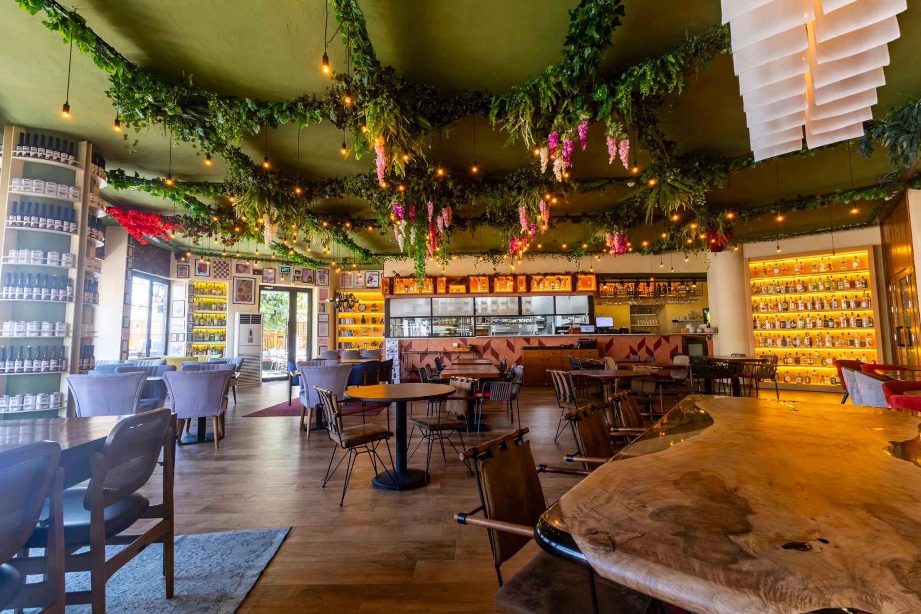 Restaurant/places to eat in Motto Premium Hotel&Spa