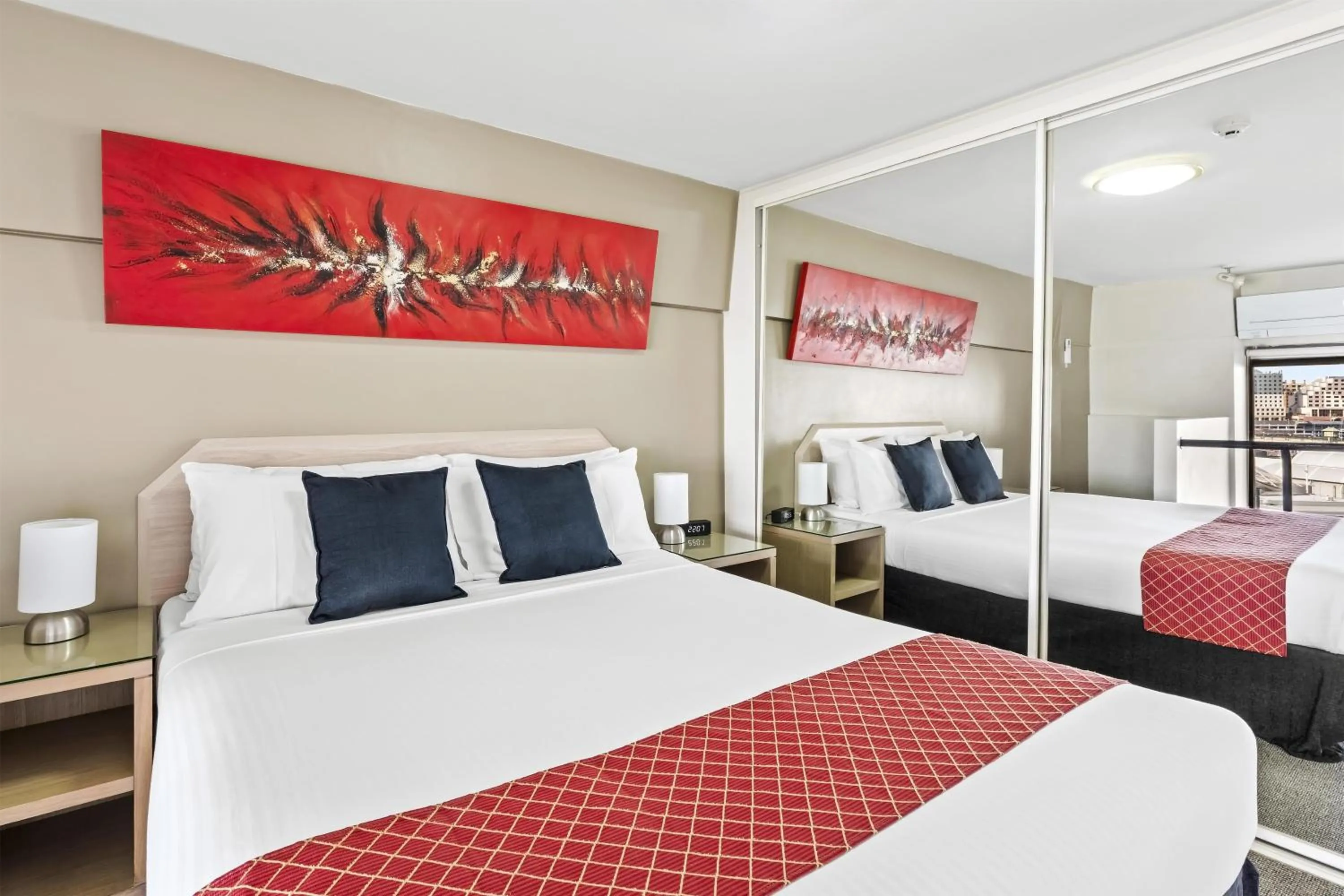 Bed in Metro Apartments on Darling Harbour