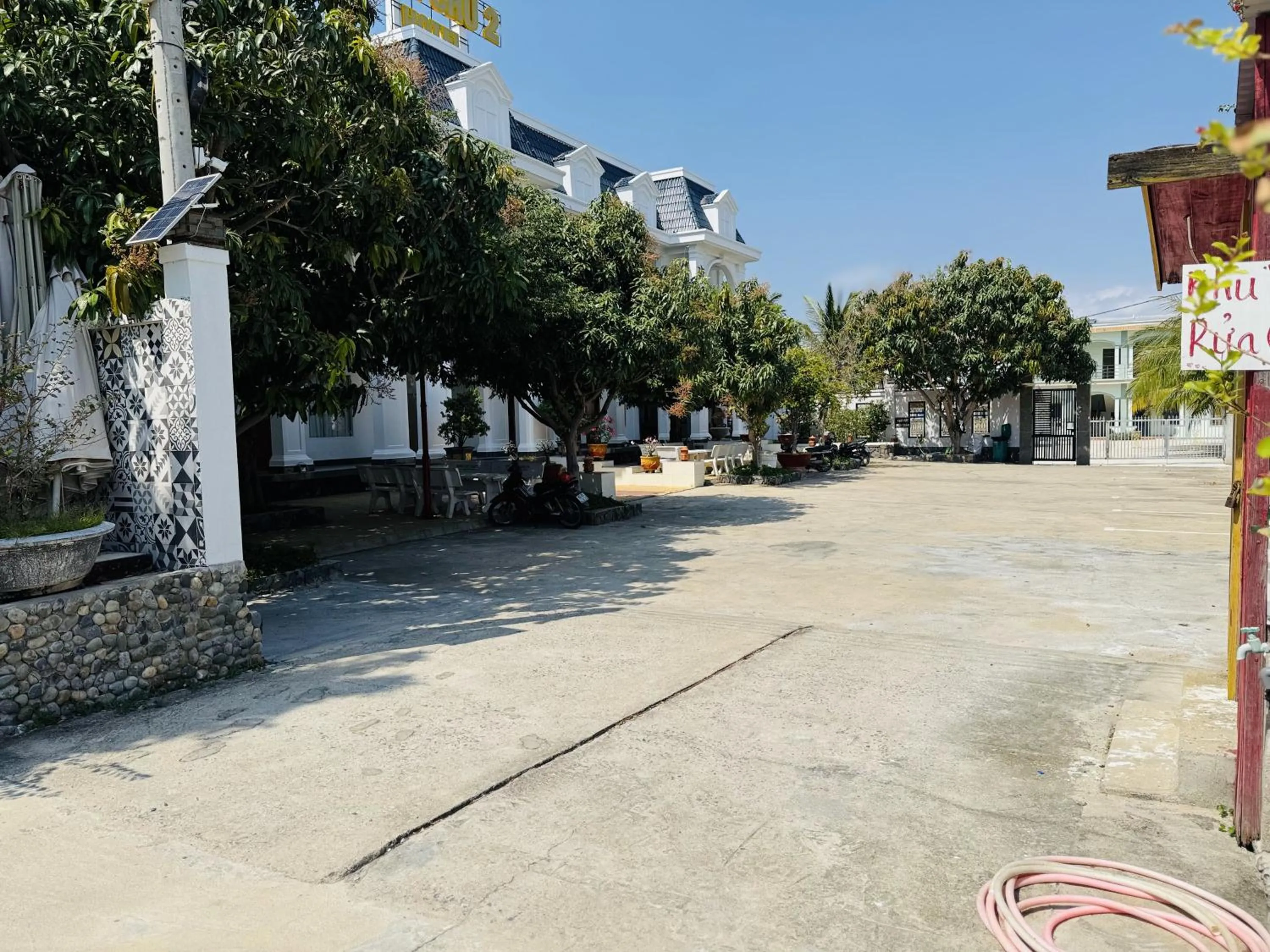 Parking in Ninh Chu 2 Hotel