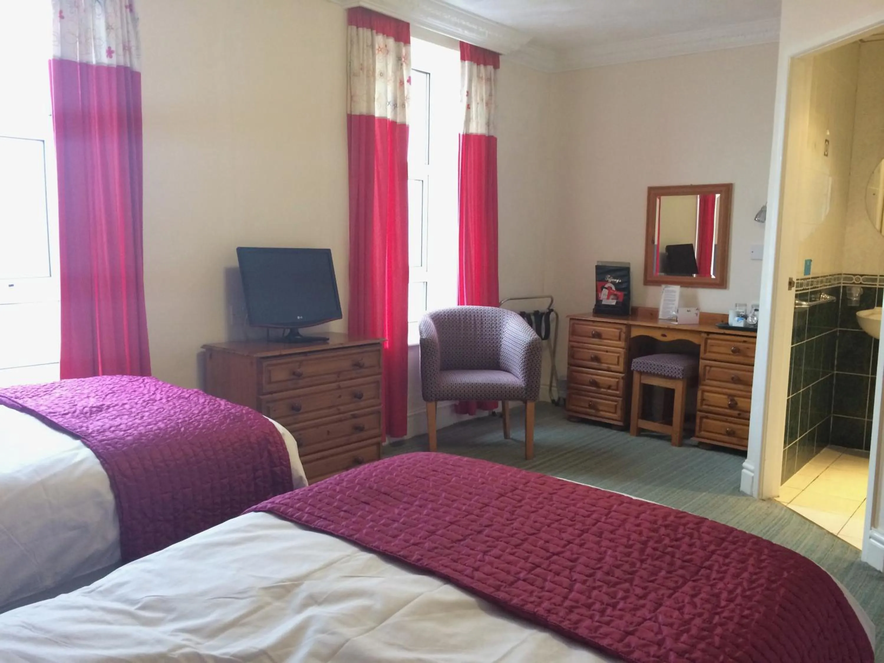 Bed in Tiffany's Hotel