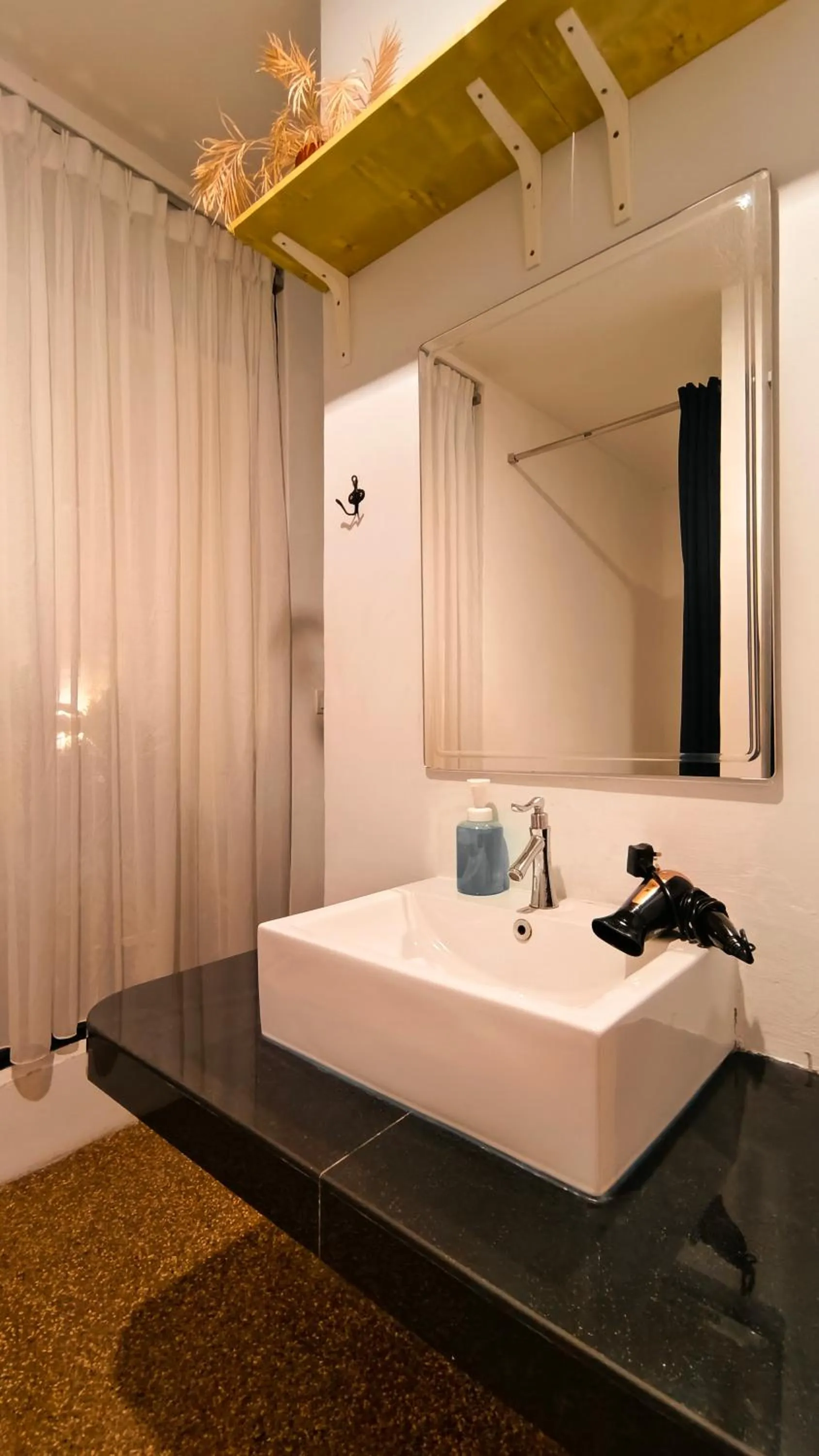 Bedroom, Bed in Beds In Garden Hostel