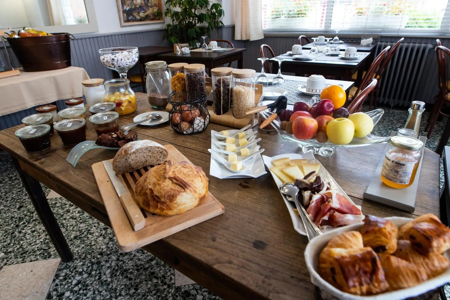 Food and drinks in Logis Chez Germaine