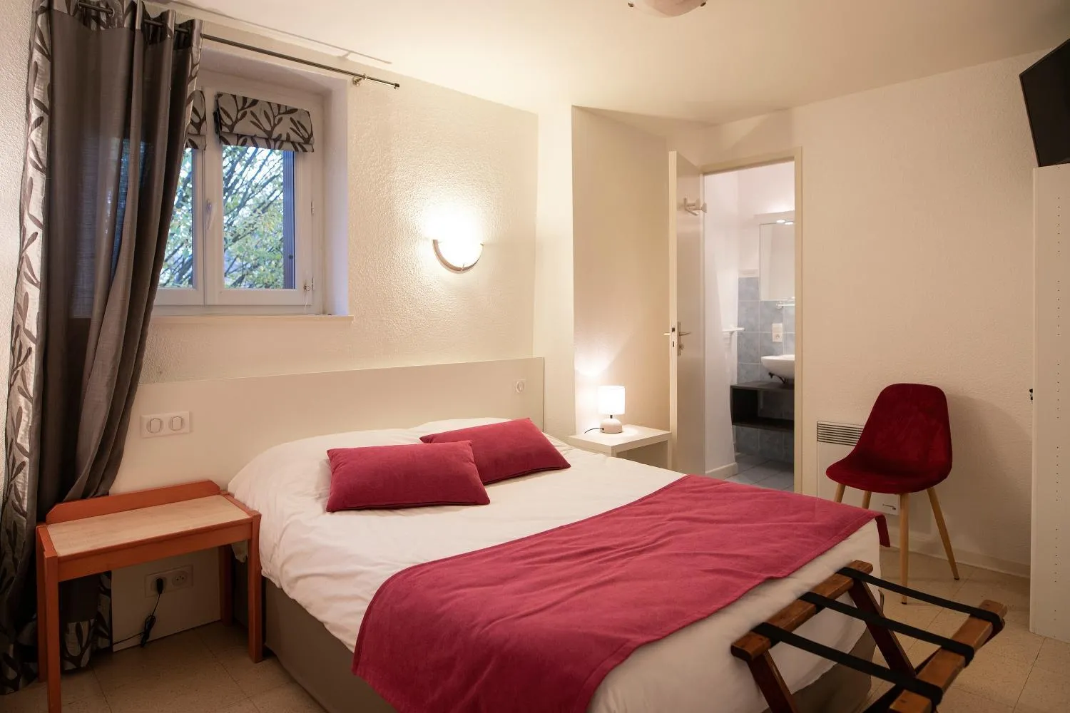 Bed in Logis Chez Germaine