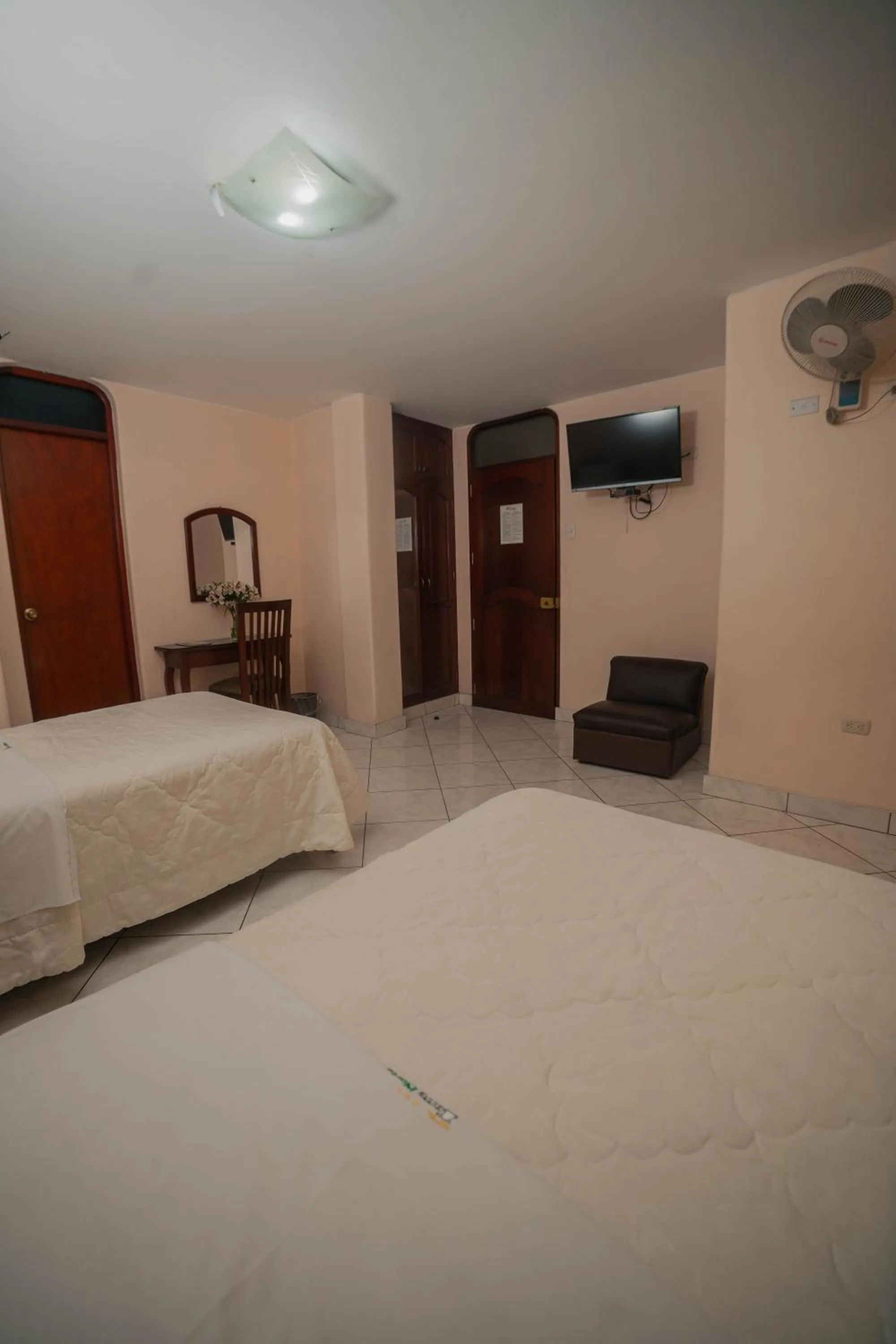 Decorative detail, Bed in Hotel Torre Norte