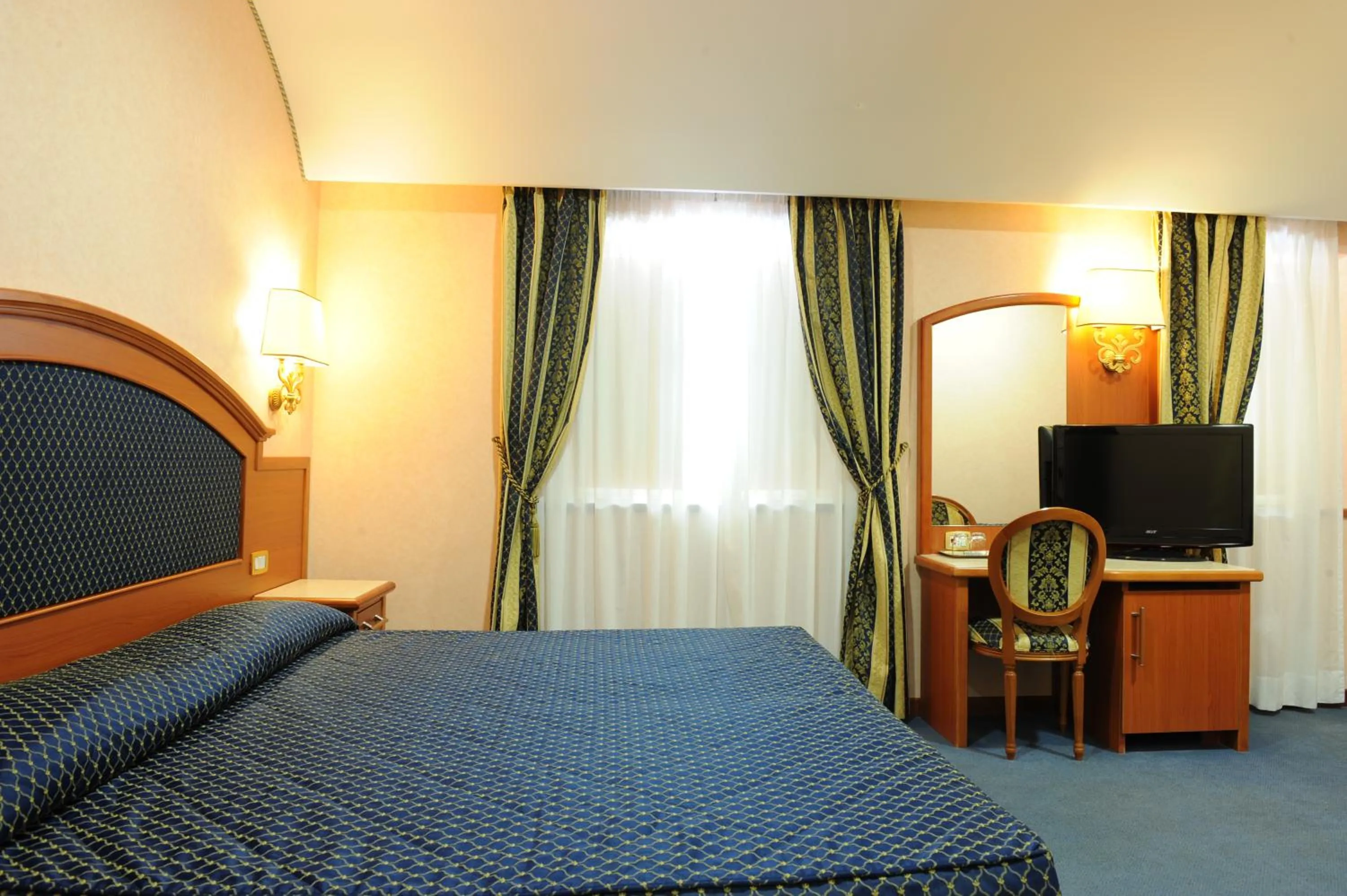 Bed in Hotel La Bella Venere