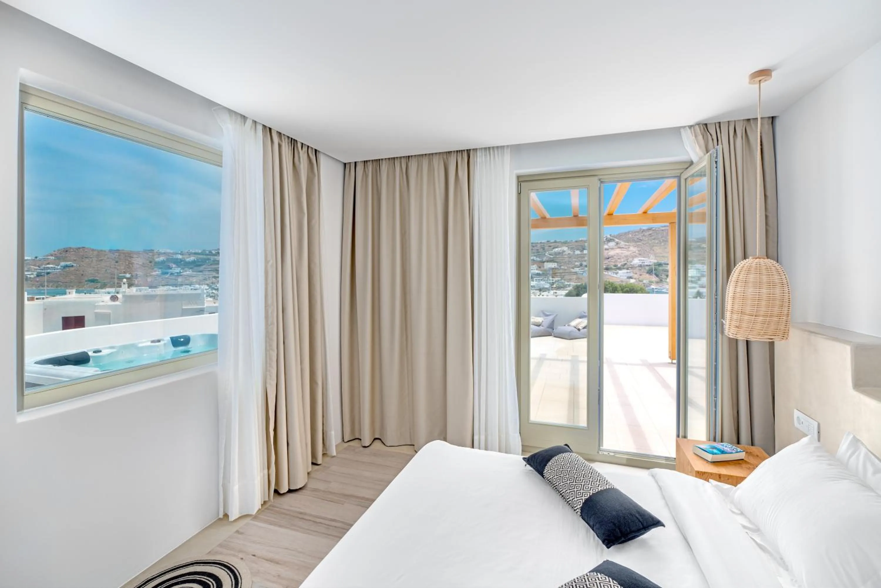 Bed in Mykonos Cactus