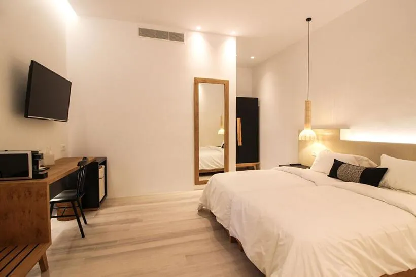 Bed in Mykonos Cactus