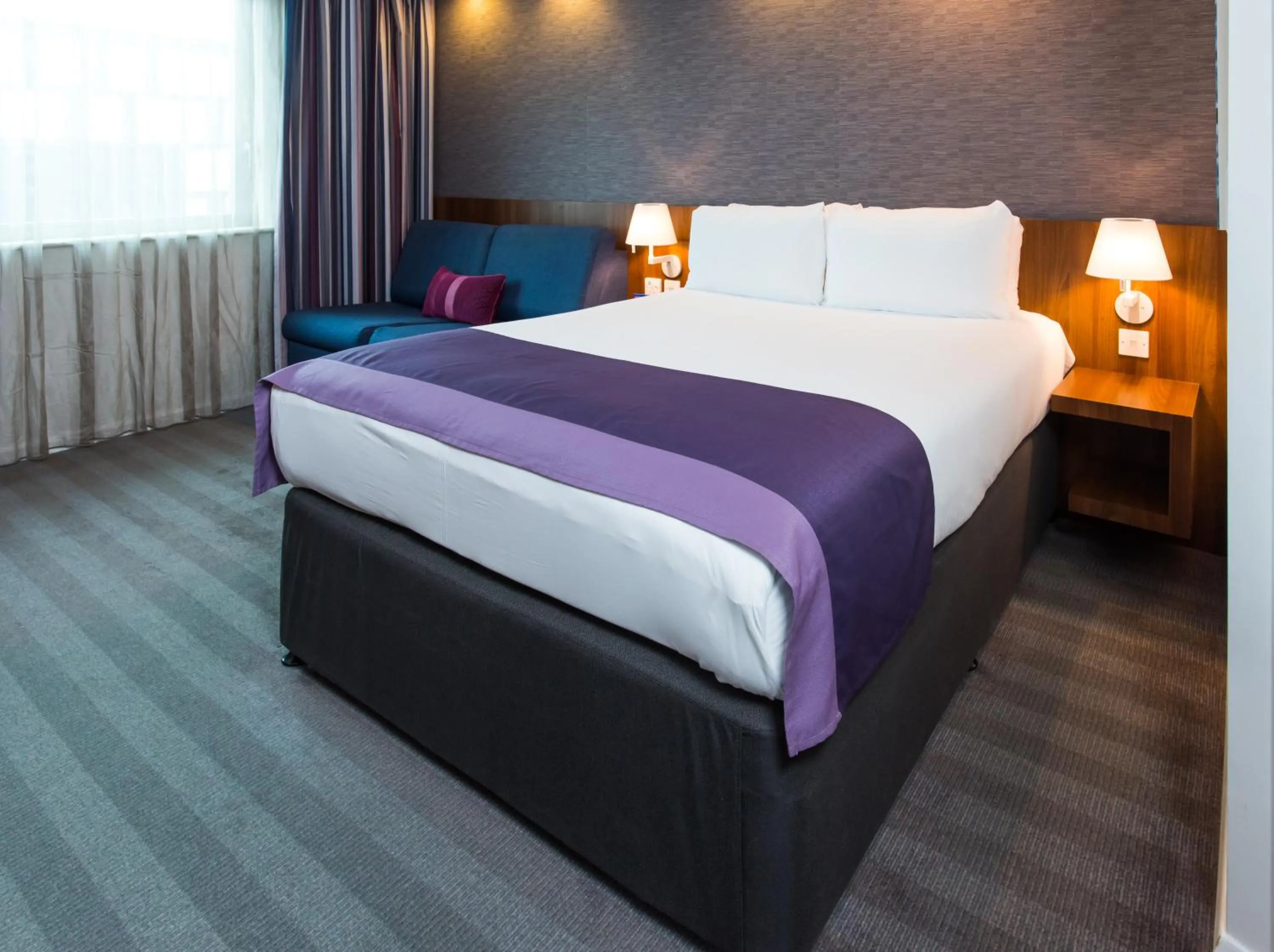 Photo of the whole room, Bed in Holiday Inn Express Lincoln City Centre by IHG
