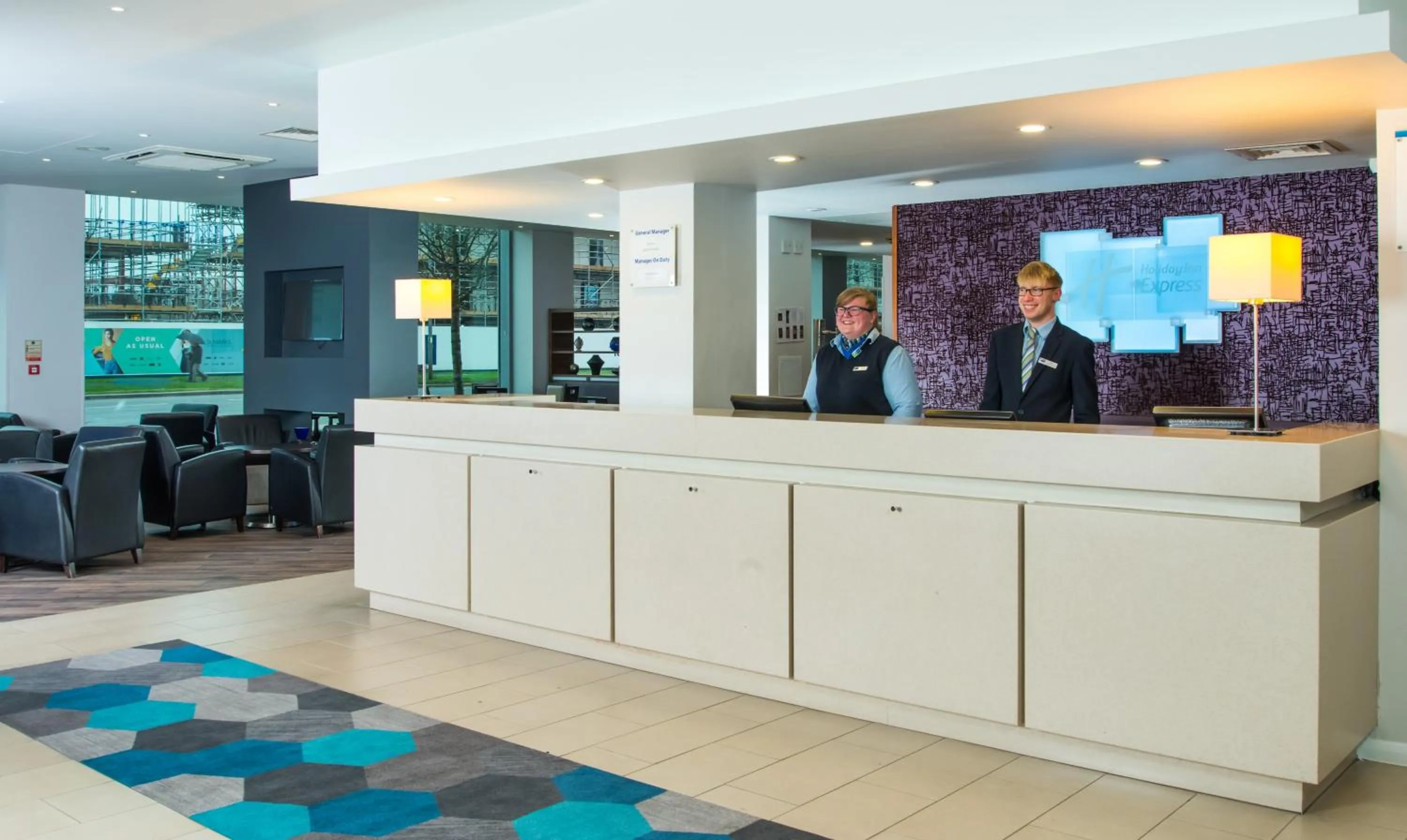Lobby or reception in Holiday Inn Express Lincoln City Centre by IHG