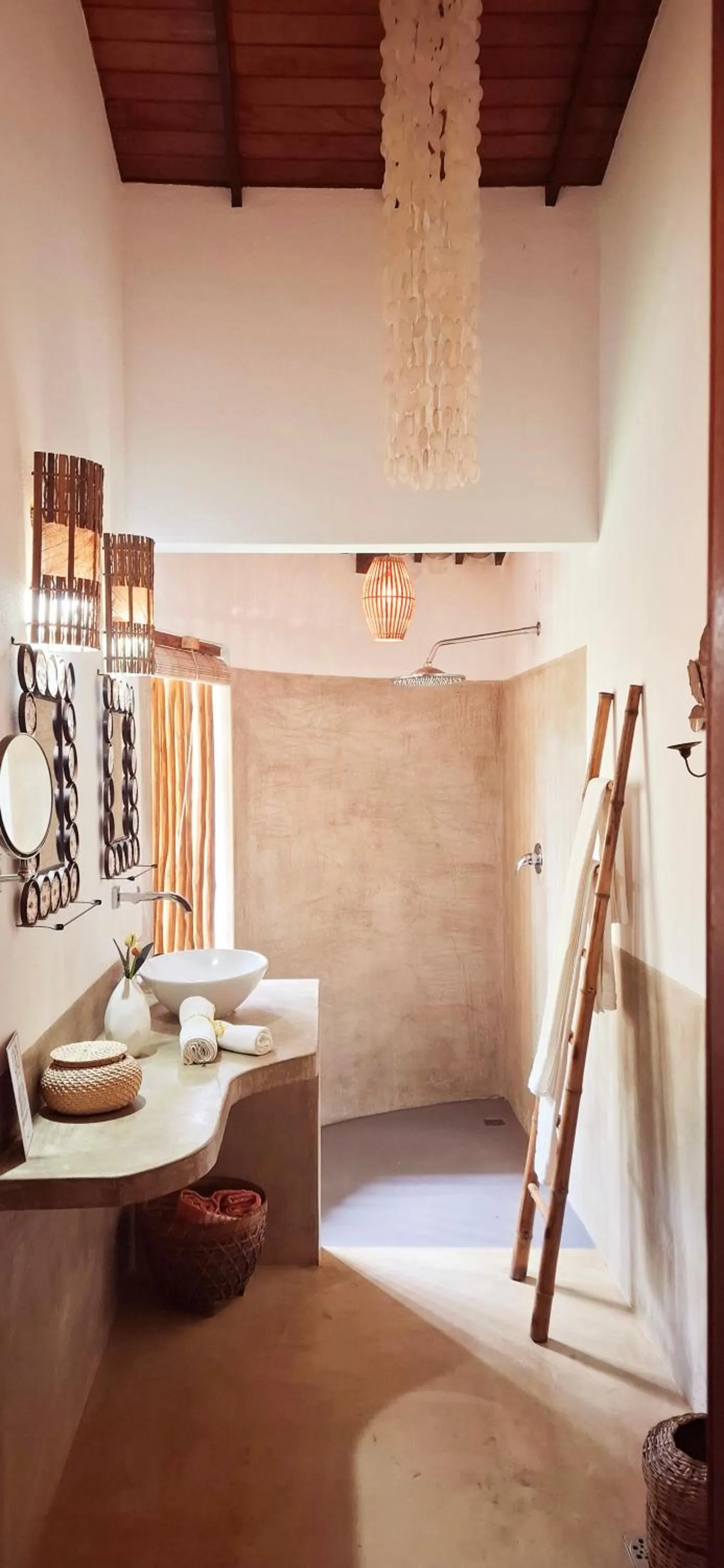 Bathroom in Guest House Villa 2 Santos