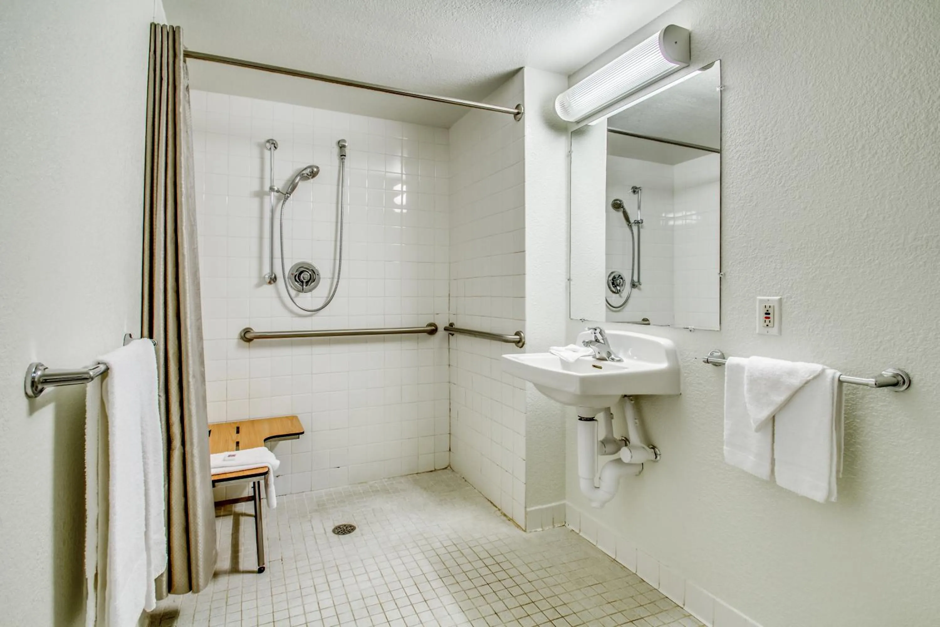 Shower in Motel 6-Amherst, NY - Buffalo