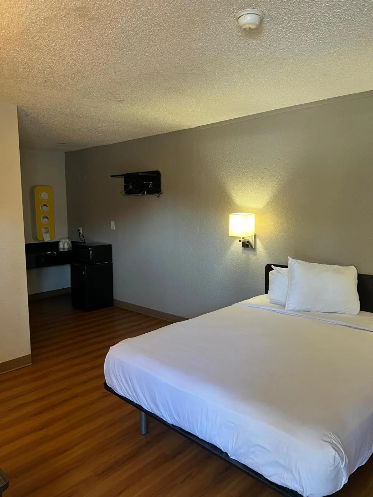 Bed in Motel 6-Pleasanton, CA